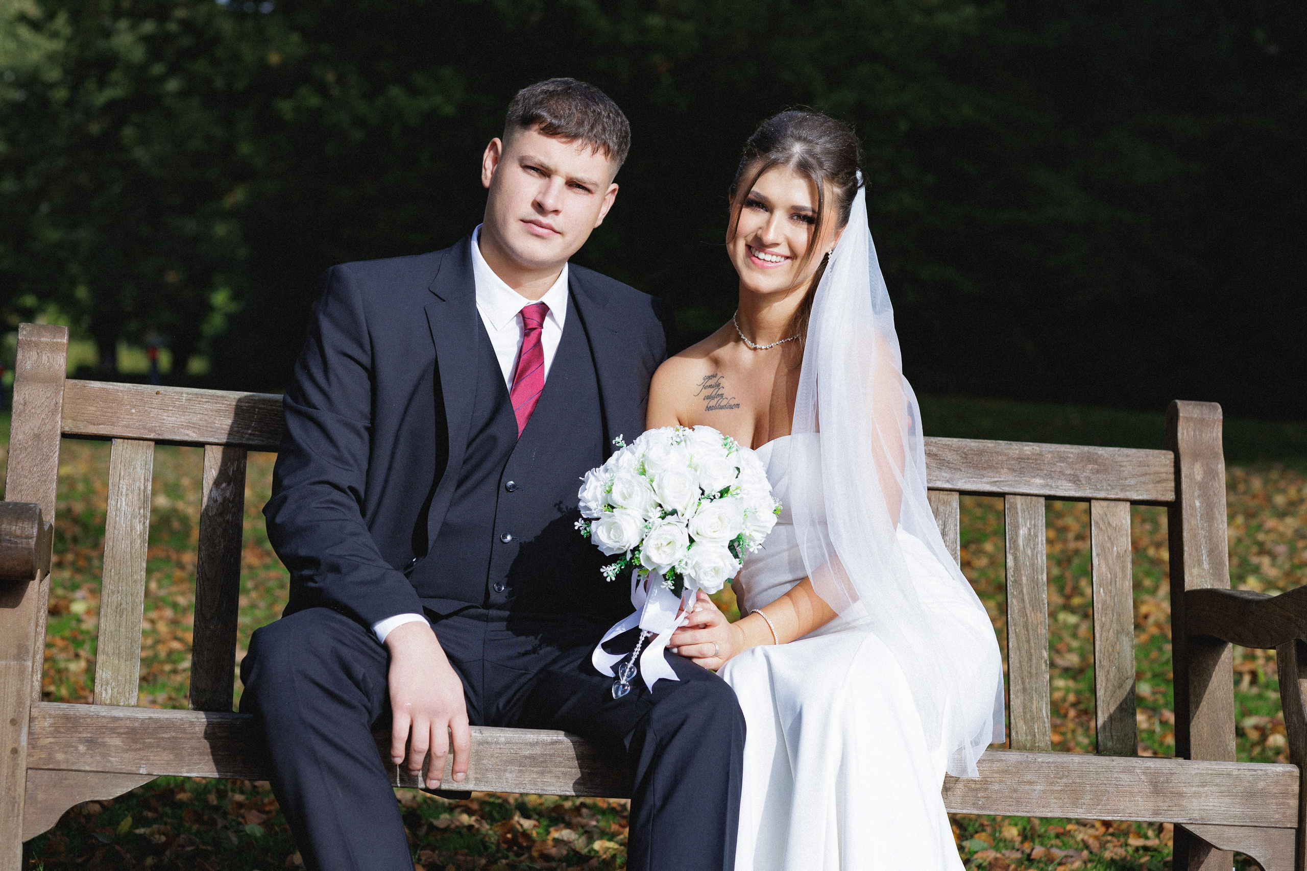 Hochzeitsfotografie im Schloss Arensburg: Ein Tag voller Liebe. Hochzeitsfotograf und Hochzeitsvideograf aus Hamburg | Roka21Film