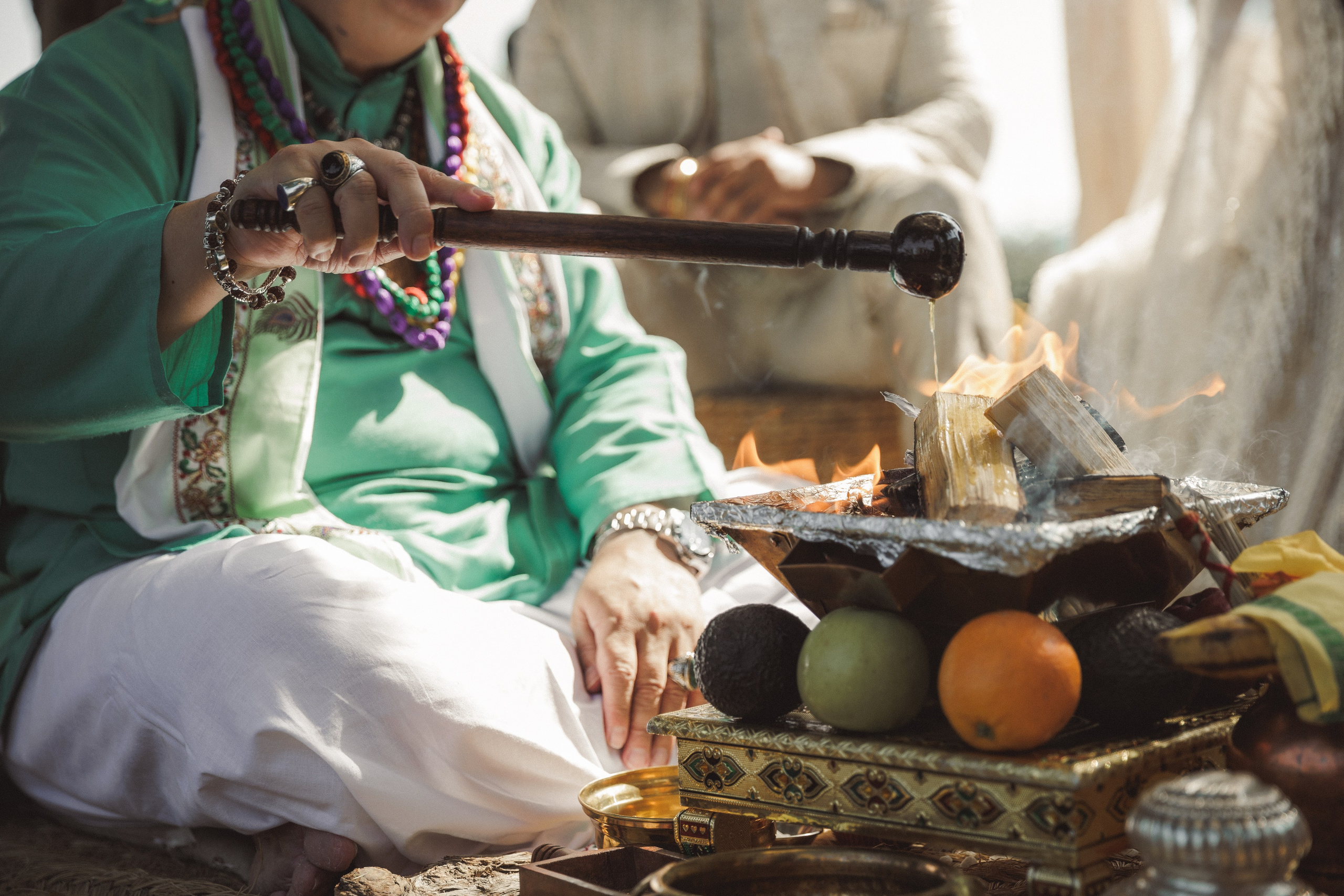 Patrik & Naomi. Monestir Sant Salvi. Paola wedding photographer / videographer in Barcelona