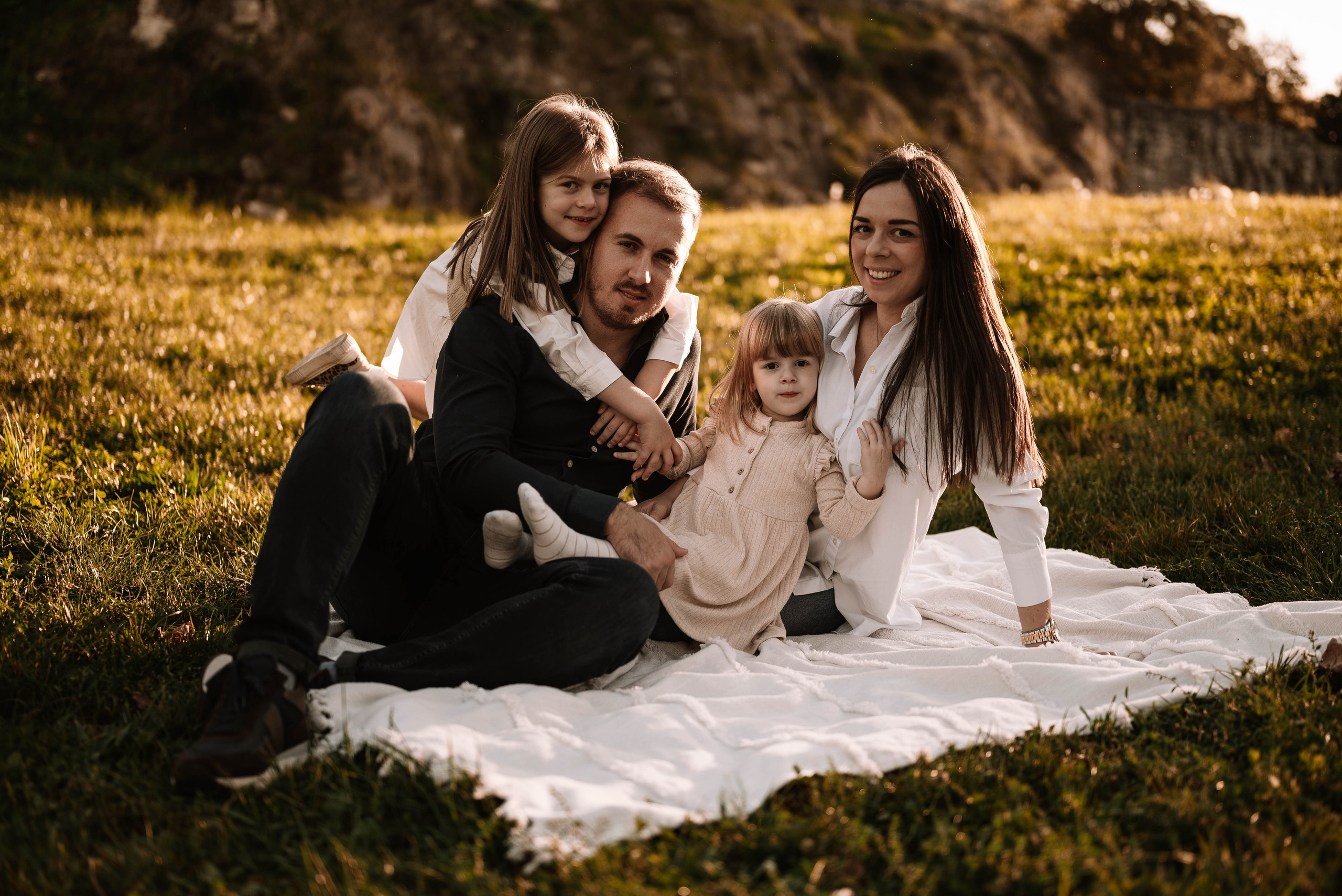 Isidora, Bogdan, Hana i Una / porodično fotografisanje. Dečiji i porodični fotograf