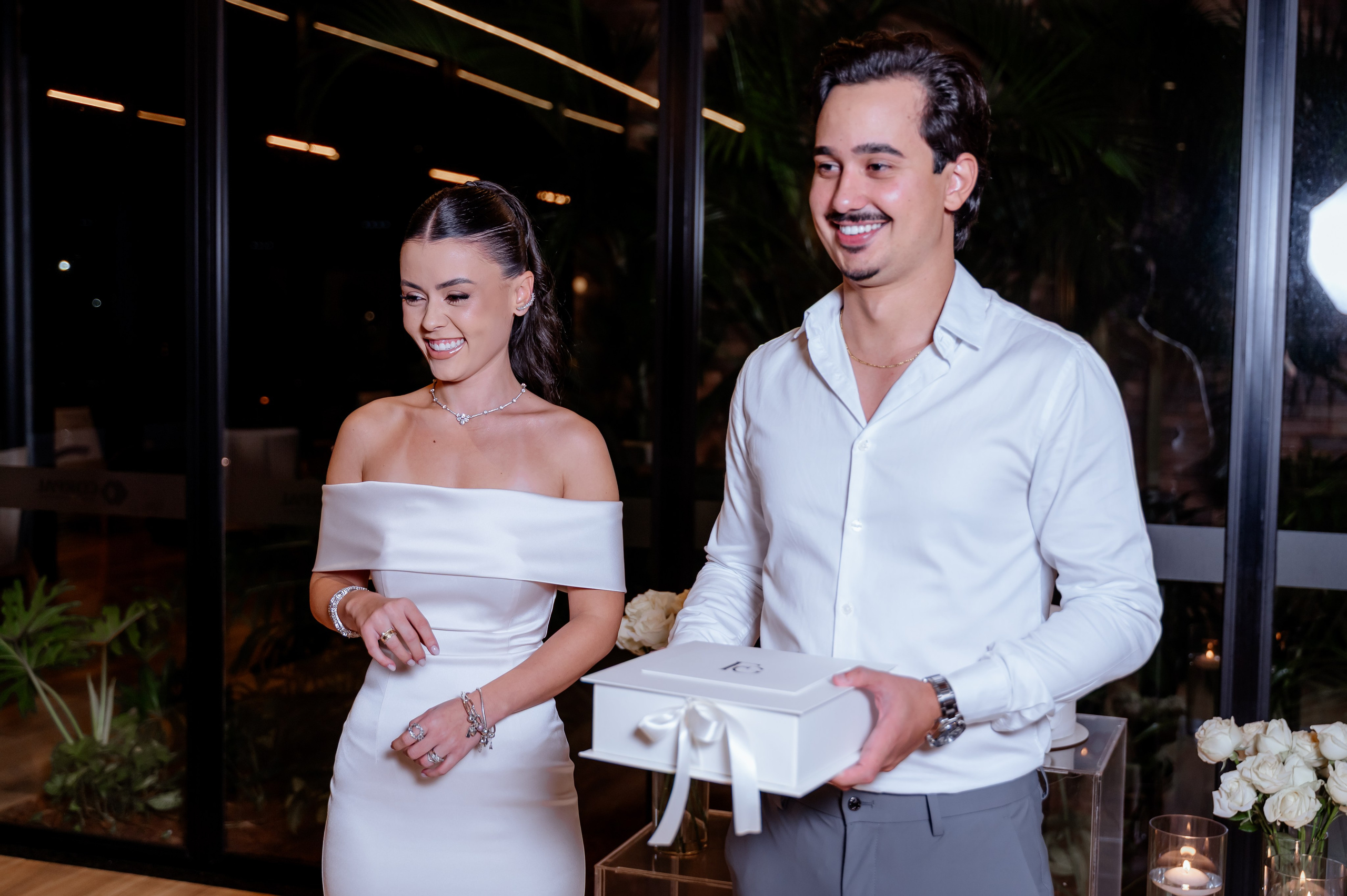 Jantar de Padrinhos em Campo Mourão • Giovana e Felipe. Barizon Fotografia | Fotógrafo de Casamentos, Ensaios e Eventos | Paraná