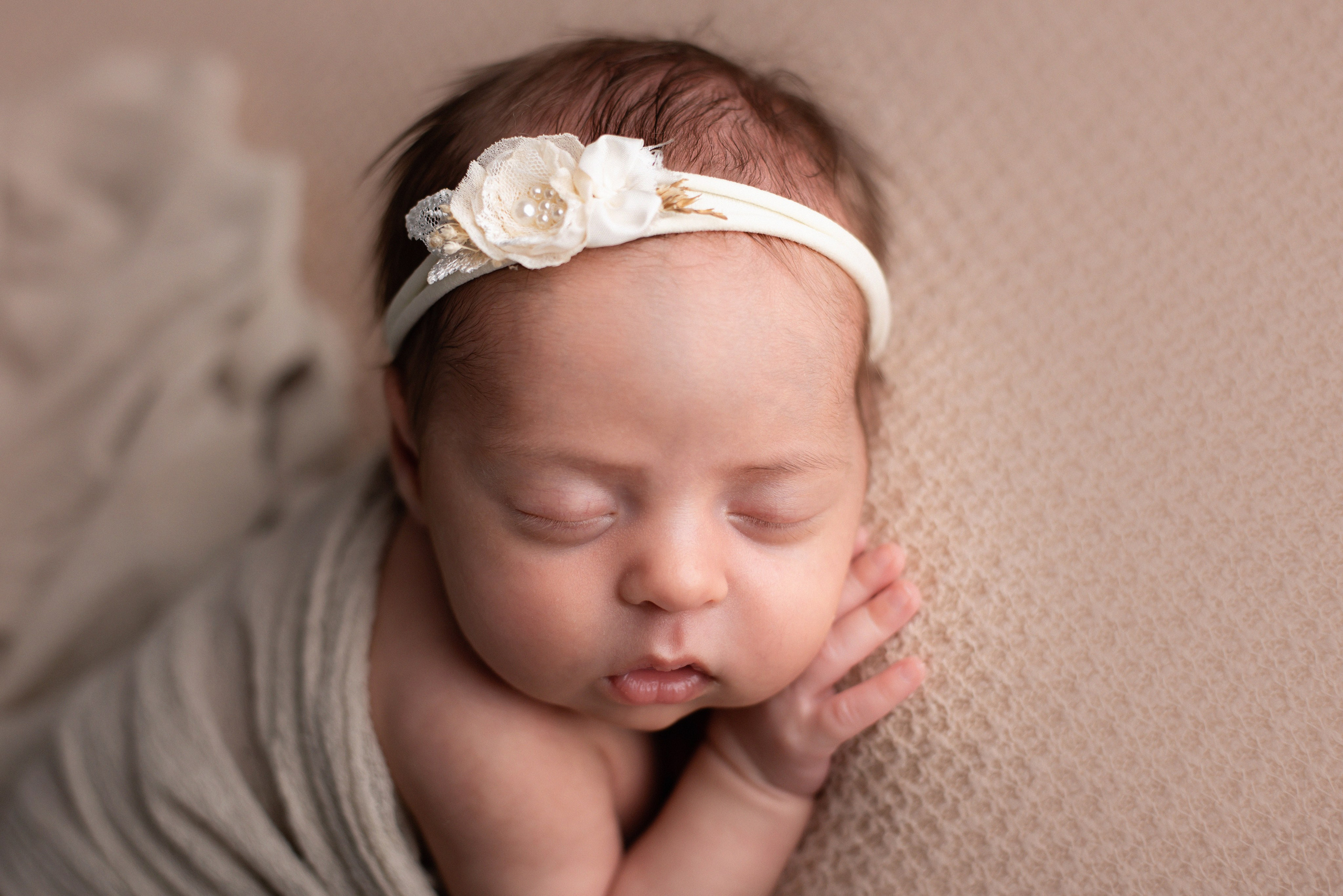 Eseniya 24 days. In-home newborn photography Raleigh & area Katya Kulikova