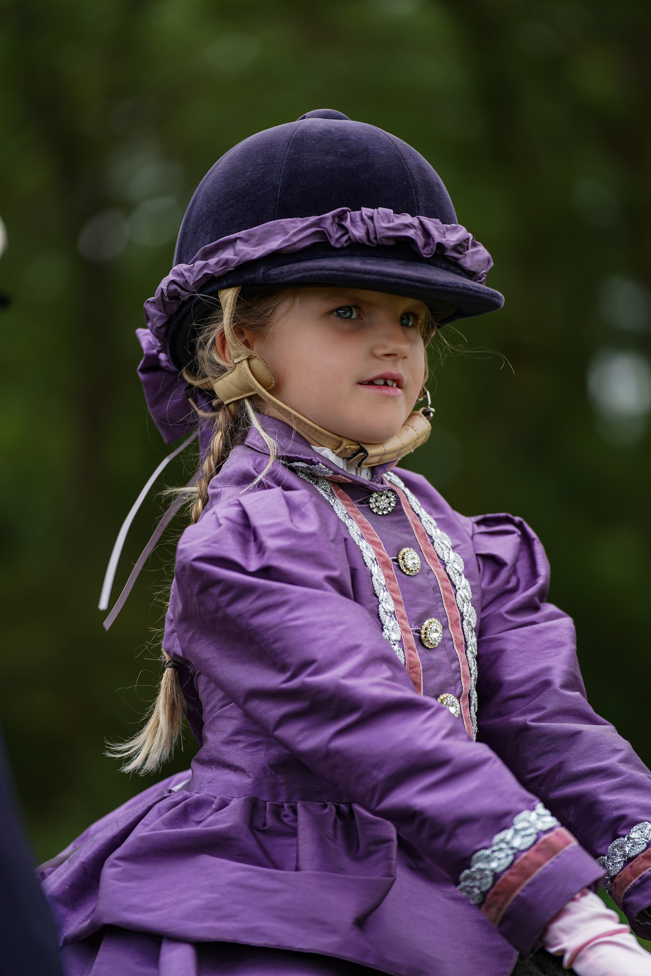 Showing. Leicestershire Equine Photography by El | Authentic Equine Portraits & Events