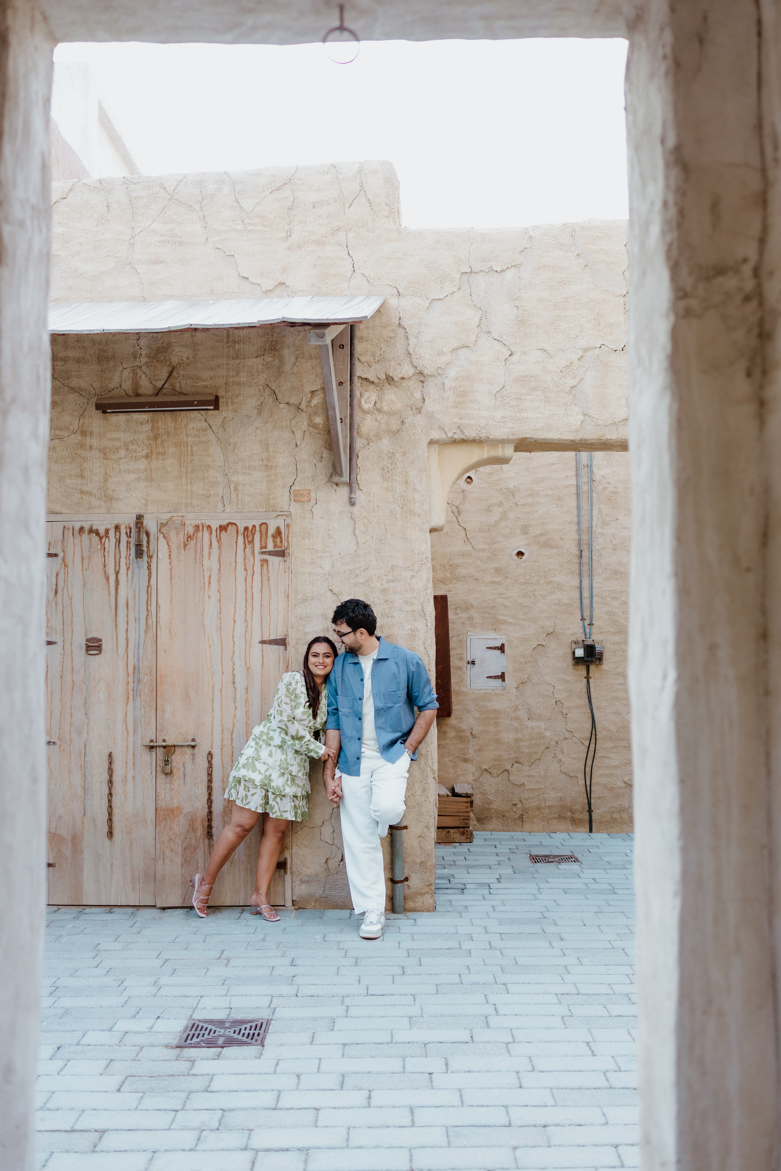 COUPLE SESSIONS. Love Emotions Weddings
