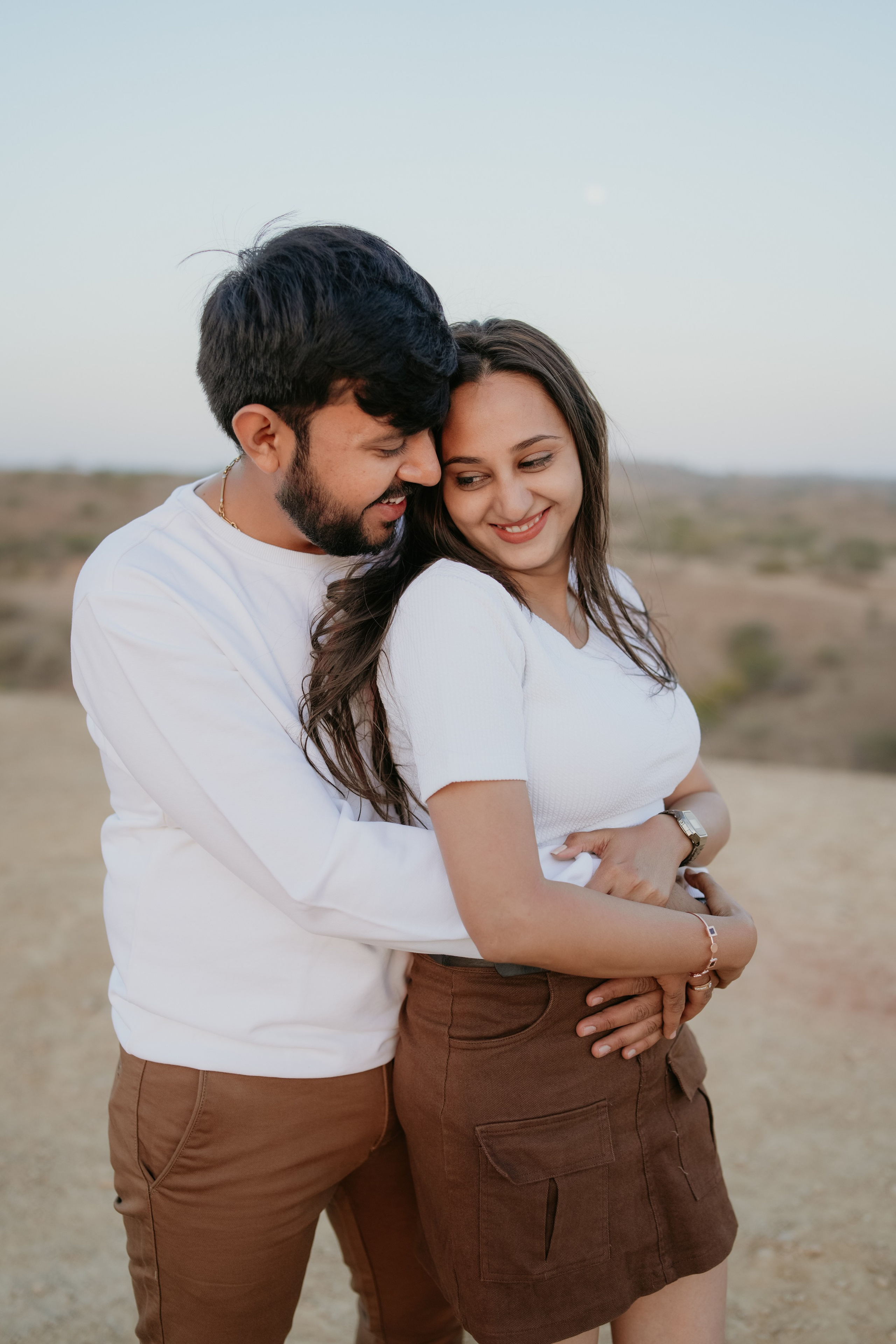 COUPLE SESSIONS. Love Emotions Weddings