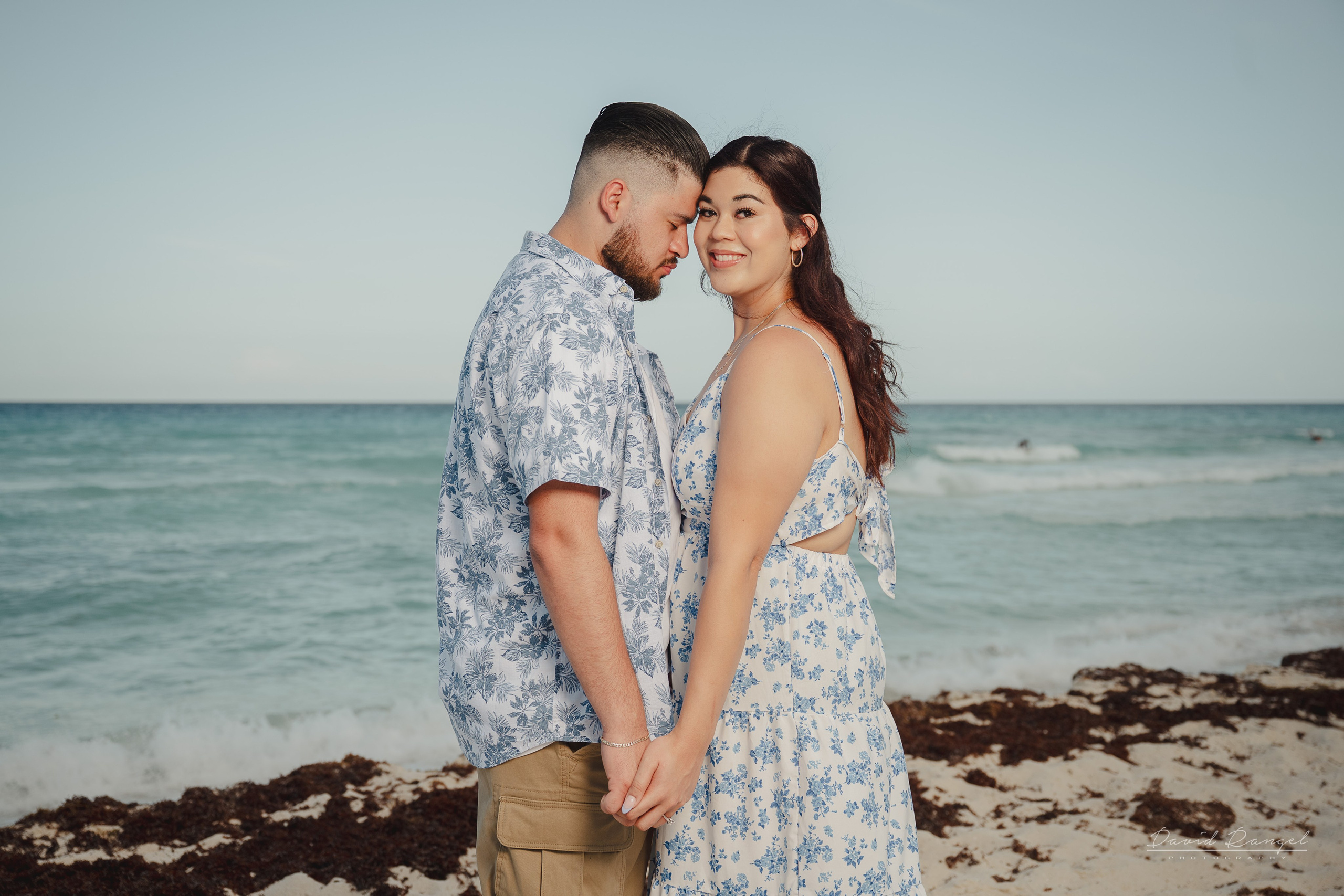 Engagement Session. Destination wedding photographer based in Cancun and Riviera Maya with service worldwide
