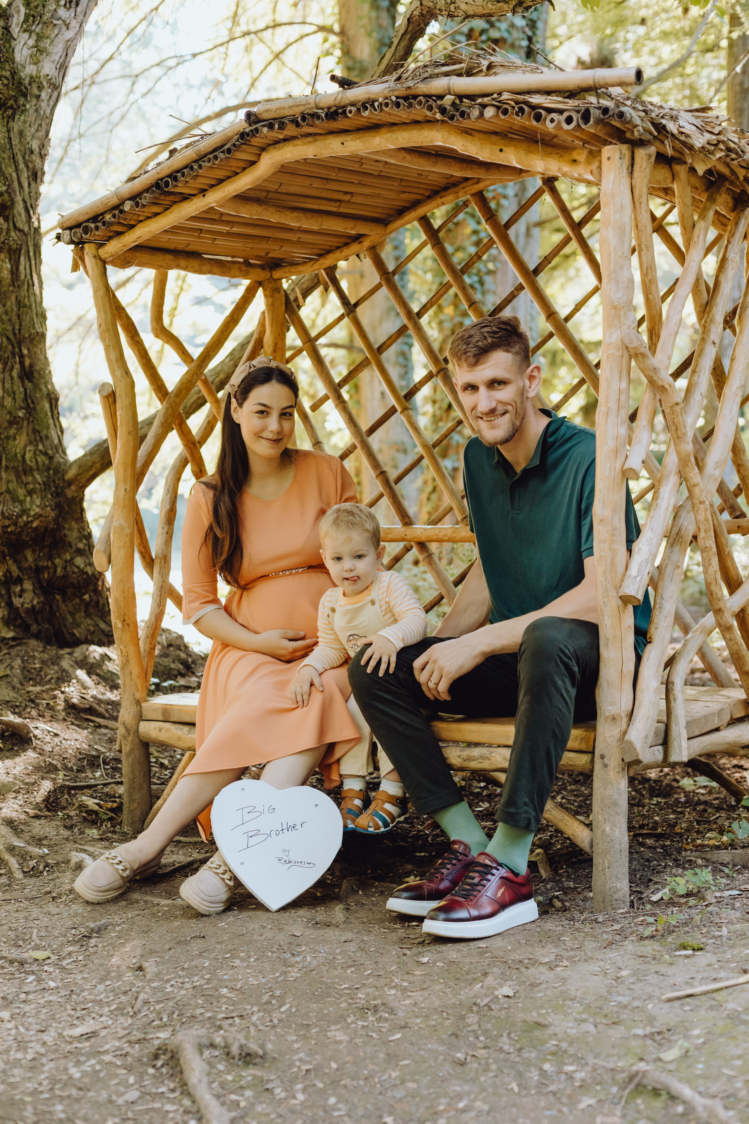 Beni & Adina. Wedding & couple photographer from Romania Rut Vetan