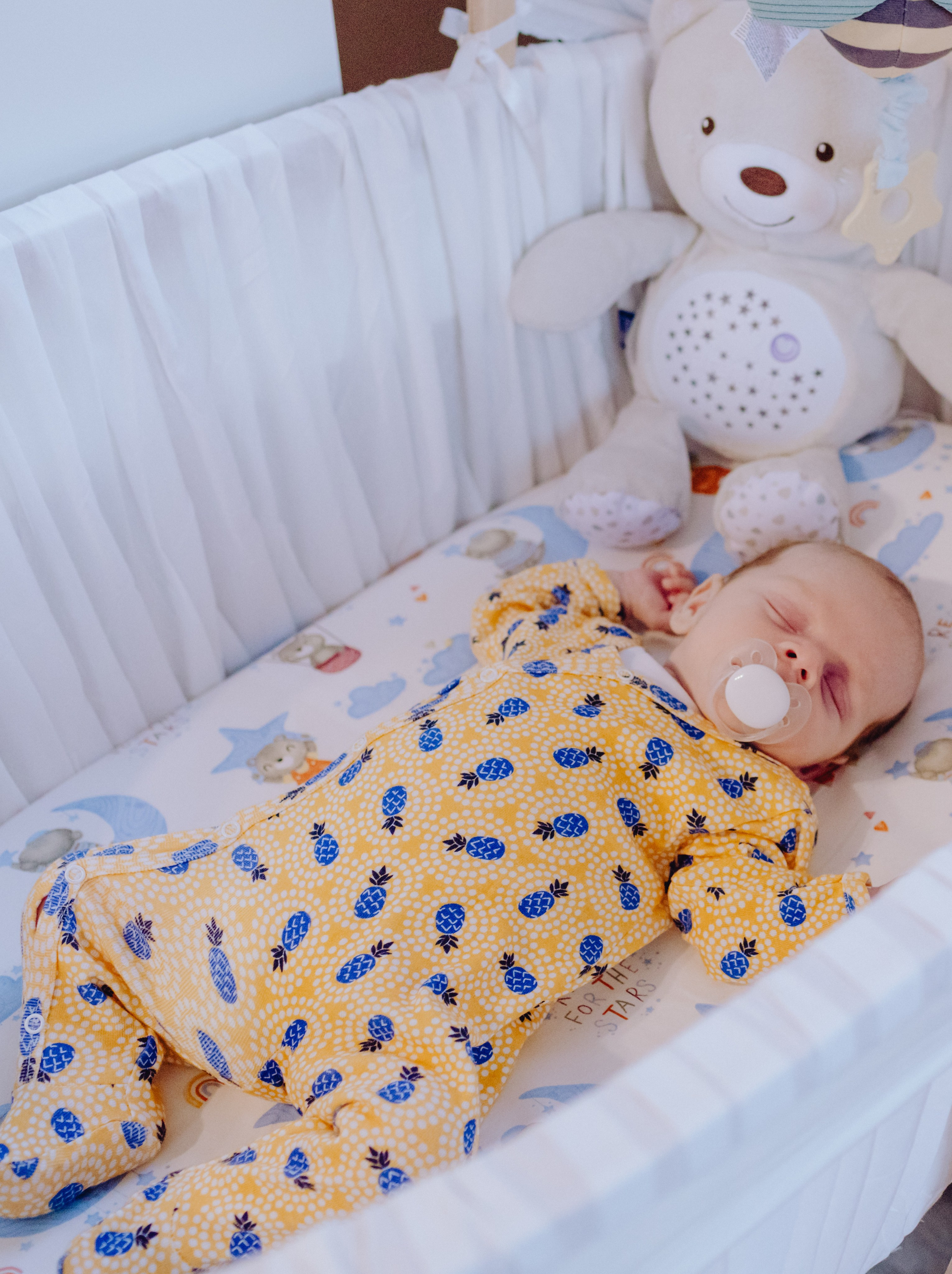 Ștefan. Wedding & couple photographer from Romania Rut Vetan