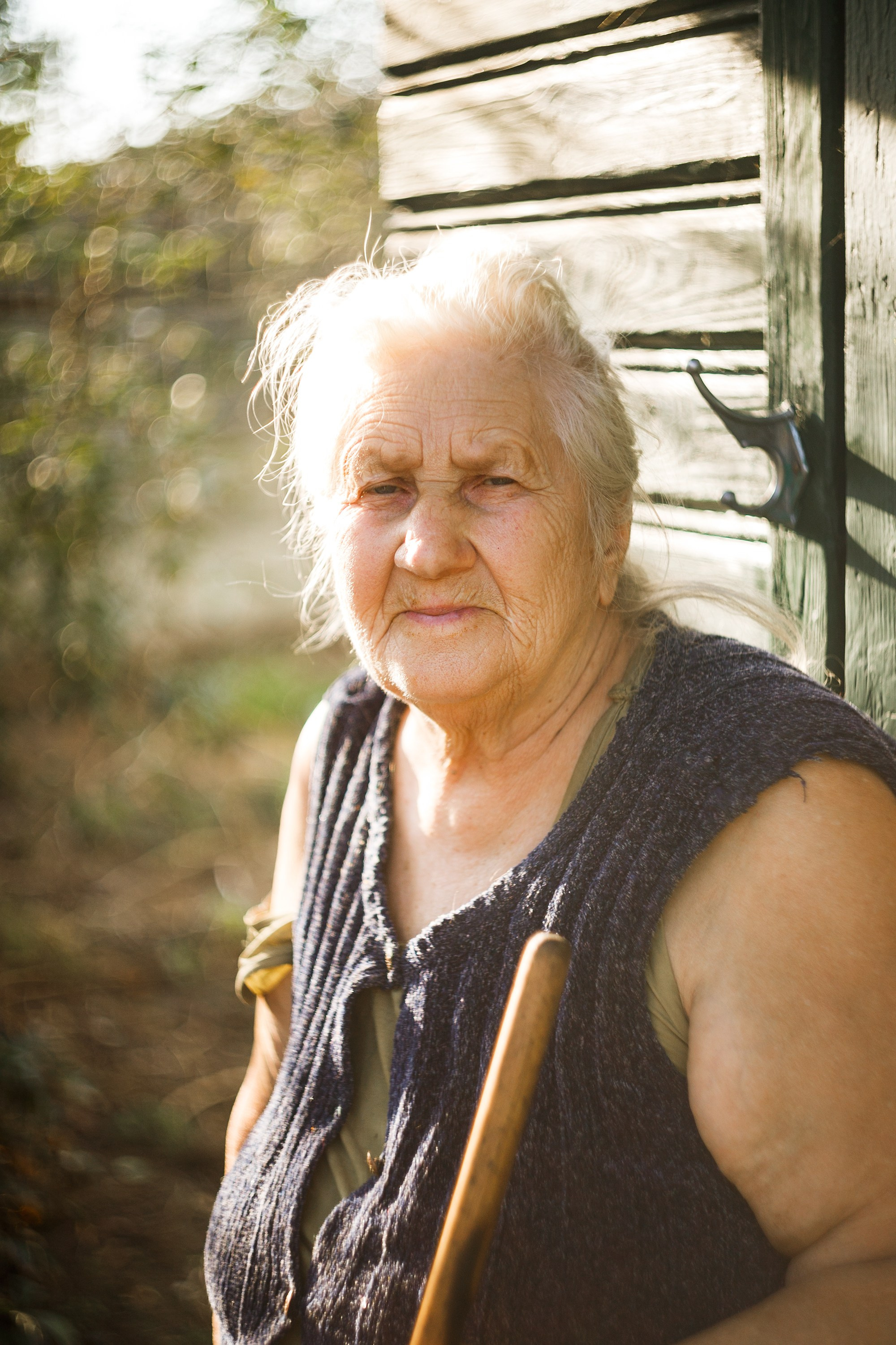 Grandmother's home in Brest. Kaja | fotograf we Wrocławiu | ludzie i psy