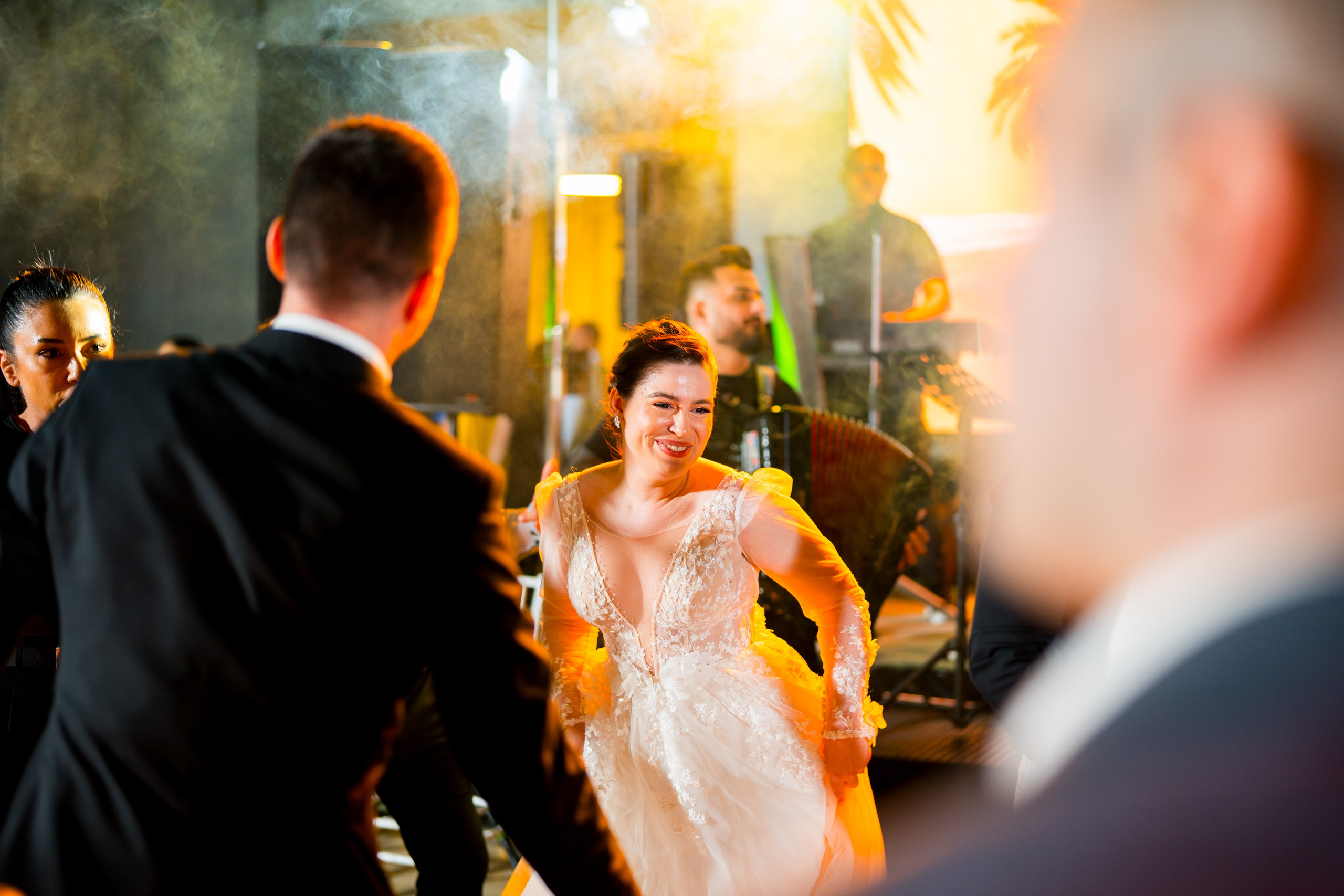 PARTY. Gabriel Florea — Fotograf nuntă București