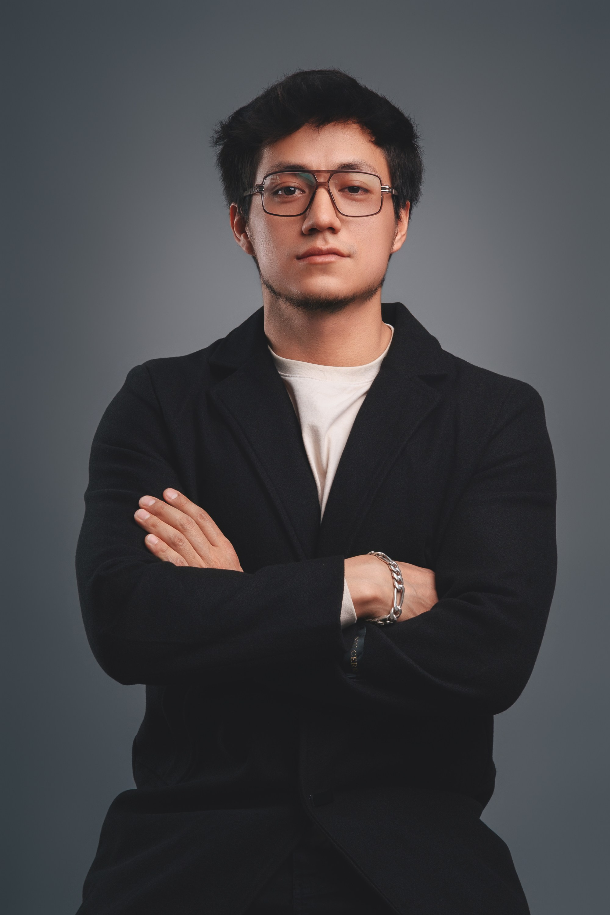 MARCO / STEEVEN / DAY. Principal