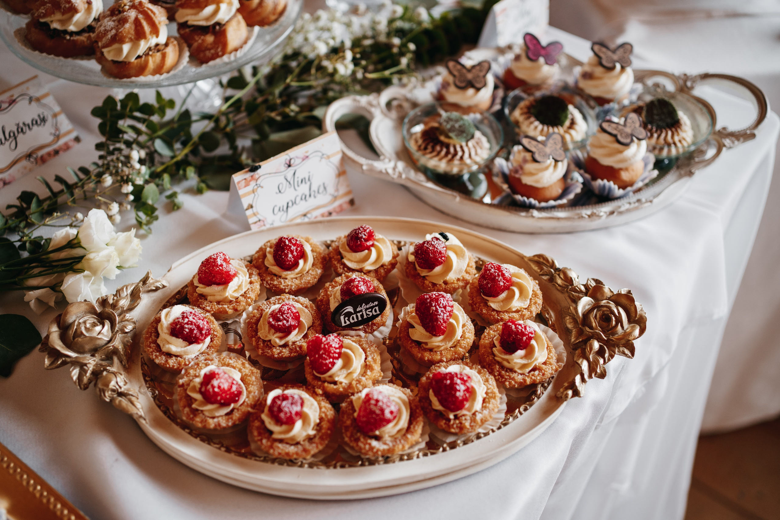 A & A. Fotograf Nunta Iasi - Hearts & Pictures