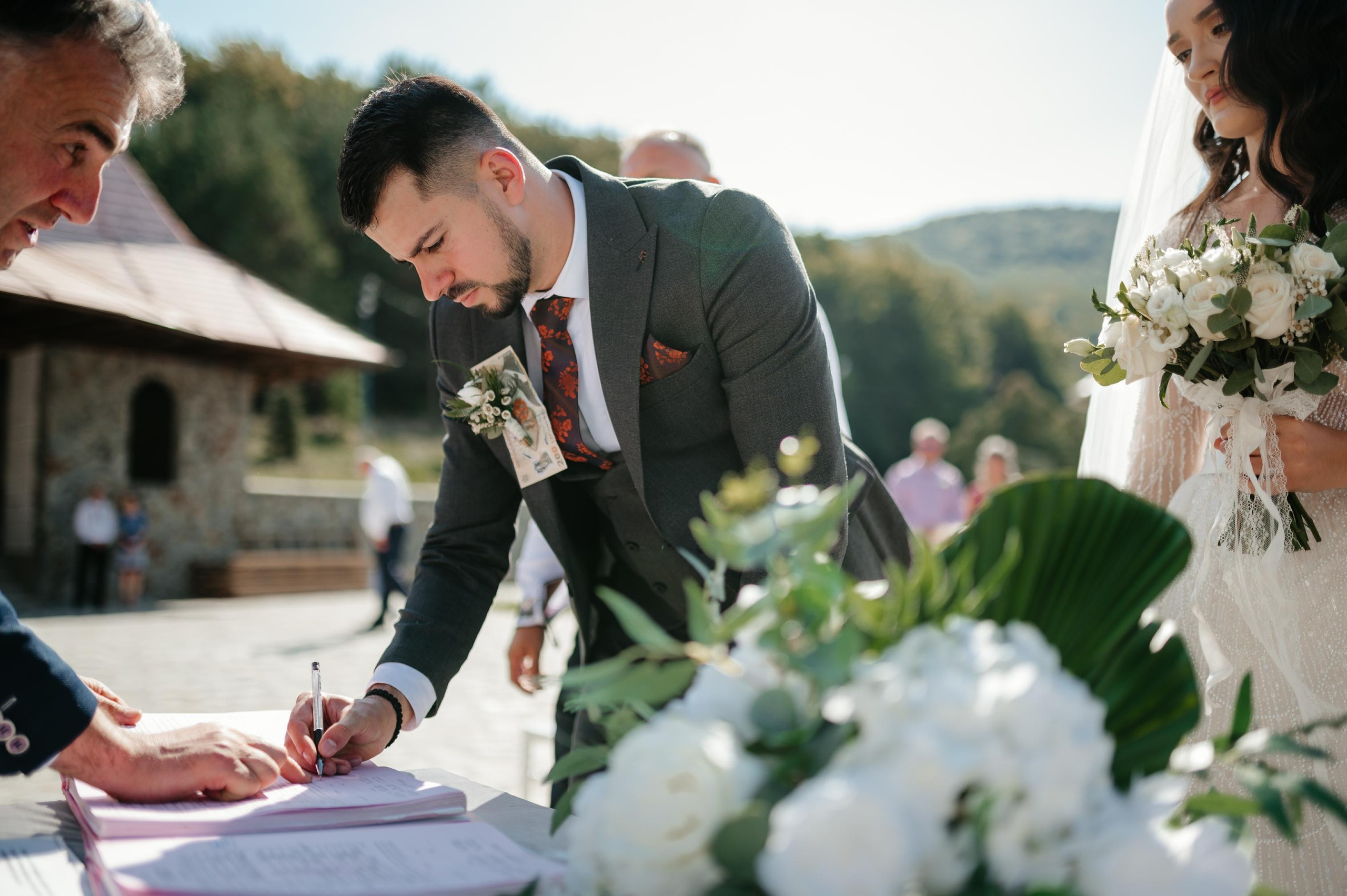 Elena & Ionut. Fotograf si Videograf | Nuntă-Botez