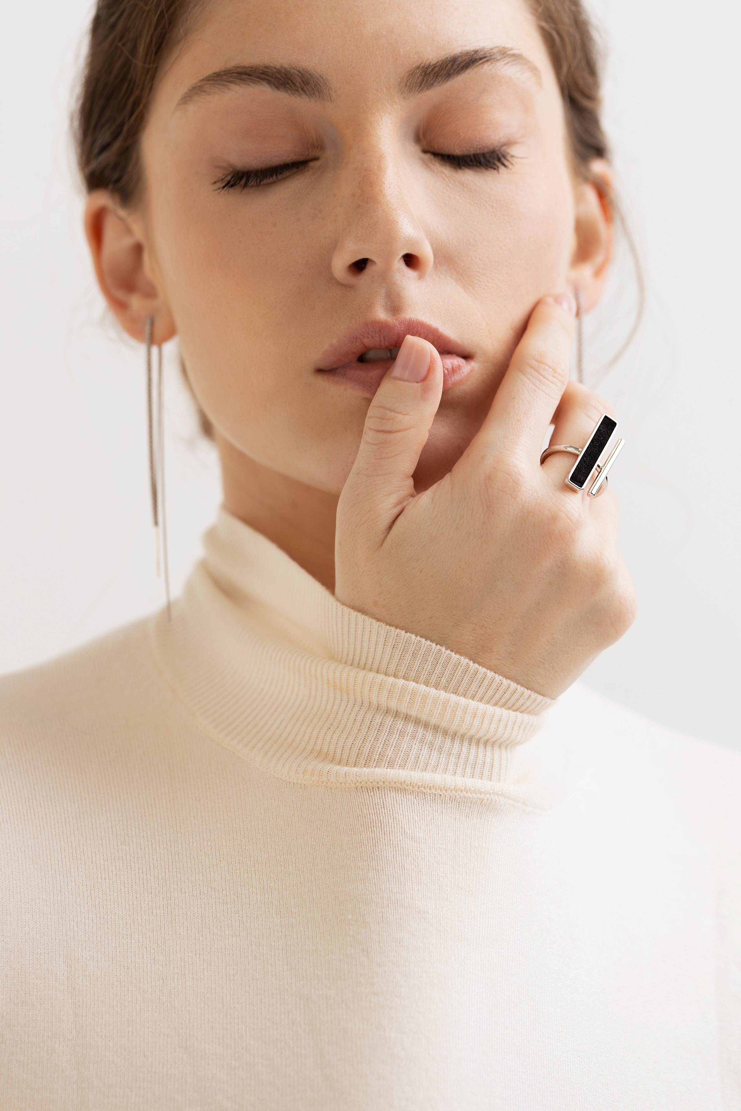 Magnolia. Mariya Masha Sharf — photographer based in Tel-Aviv