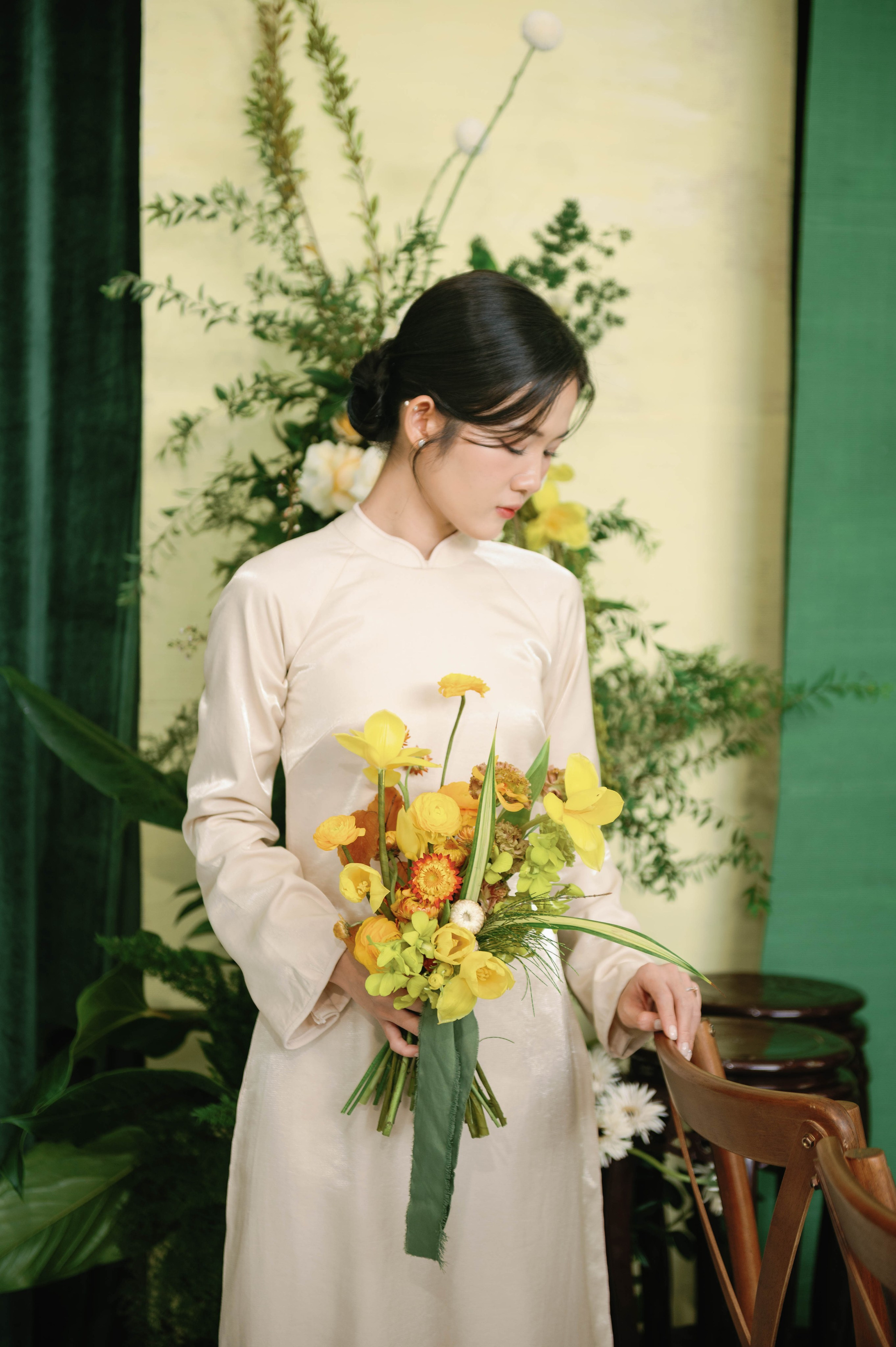 Khâm & Châu. Cam Images