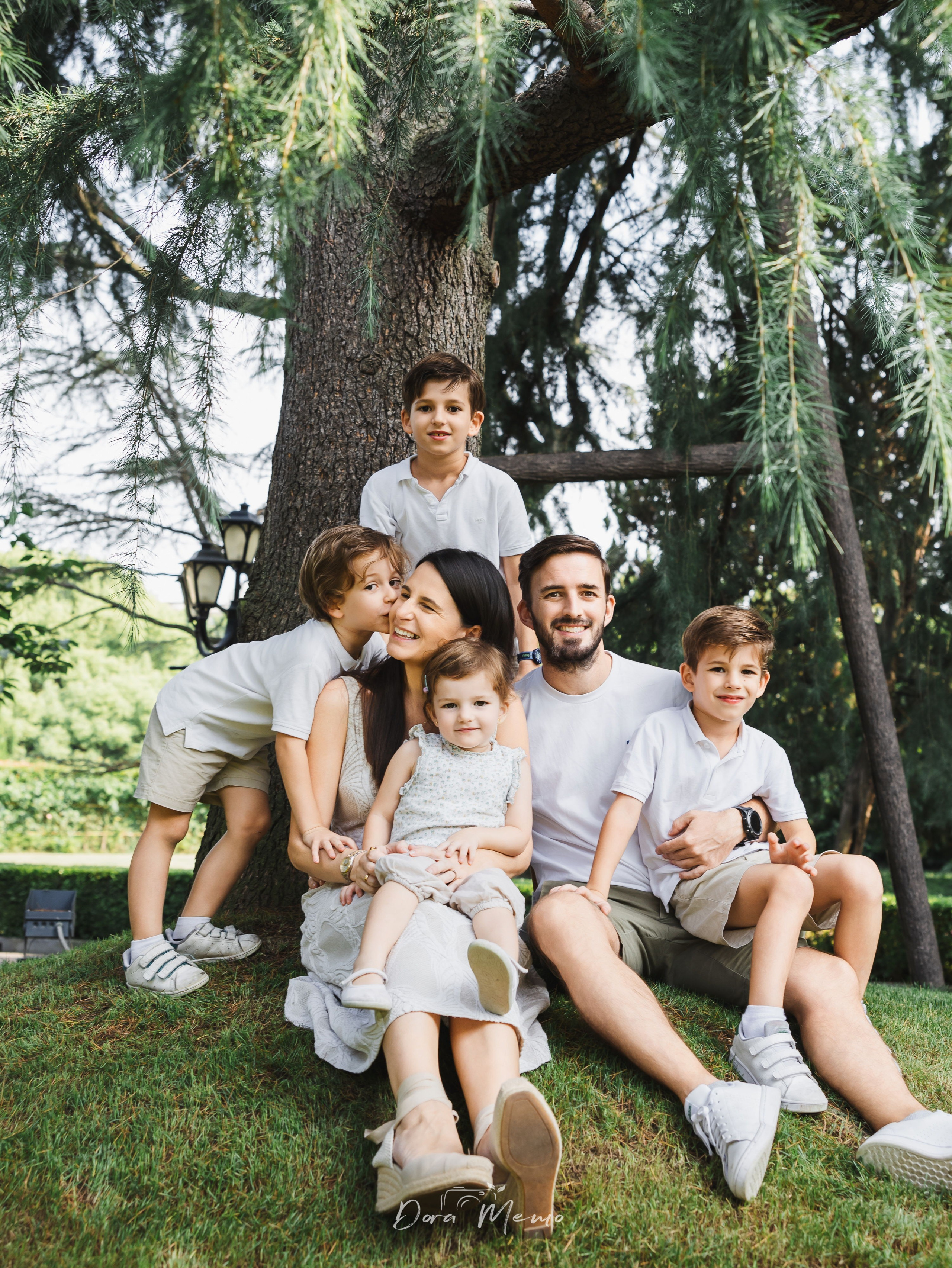 A Spanish Family of Six in Shanghai | Shanghai Family Photographer
