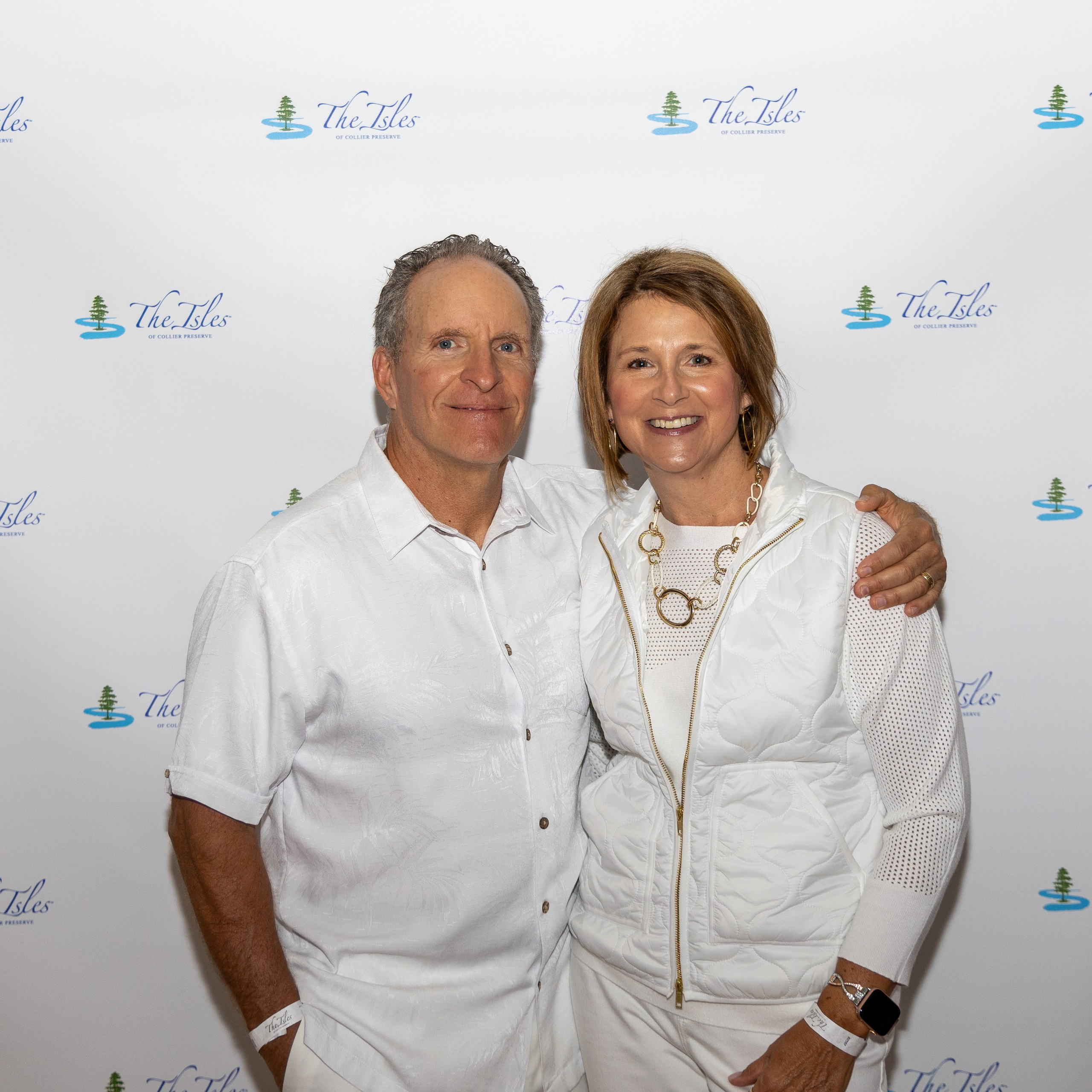 The Isles White Party. Out and About 239