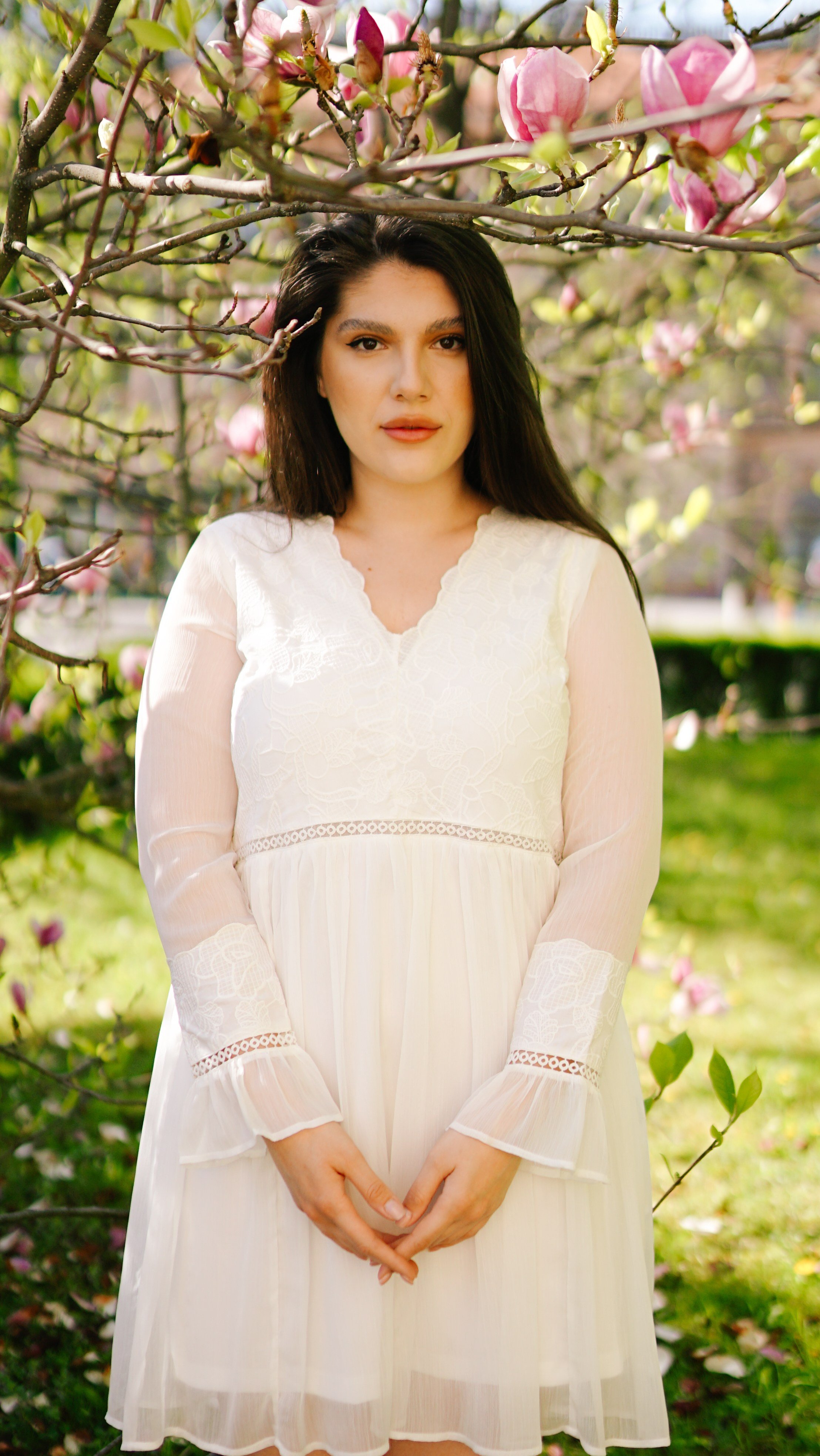 Fotografie de Portret Brașov | Artist Mădălina Beda. Madalina Beda- Artist vizual, fotograf, doula la nastere, consultant babywearing Brasov si in toata tara