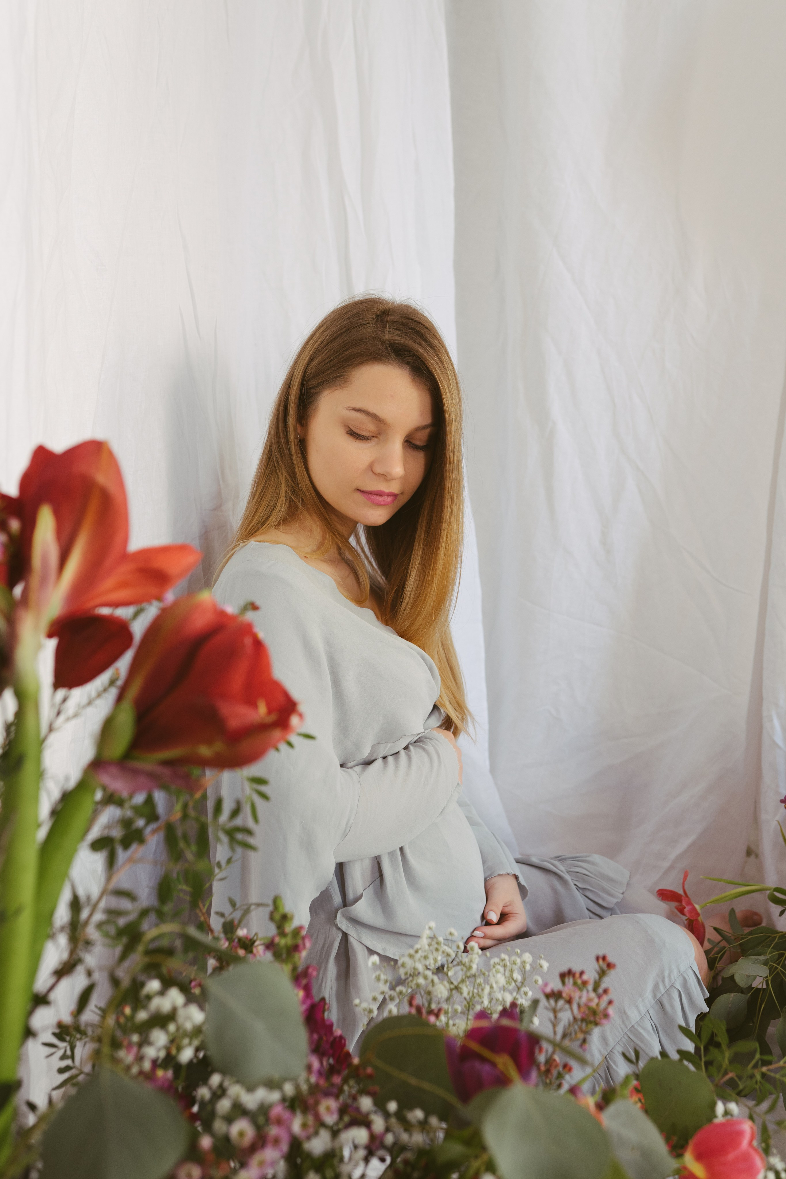 Ședințe Foto Primăvara Colorată Brașov | Mădălina Beda. Madalina Beda- Artist vizual, fotograf, doula la nastere, consultant babywearing Brasov si in toata tara