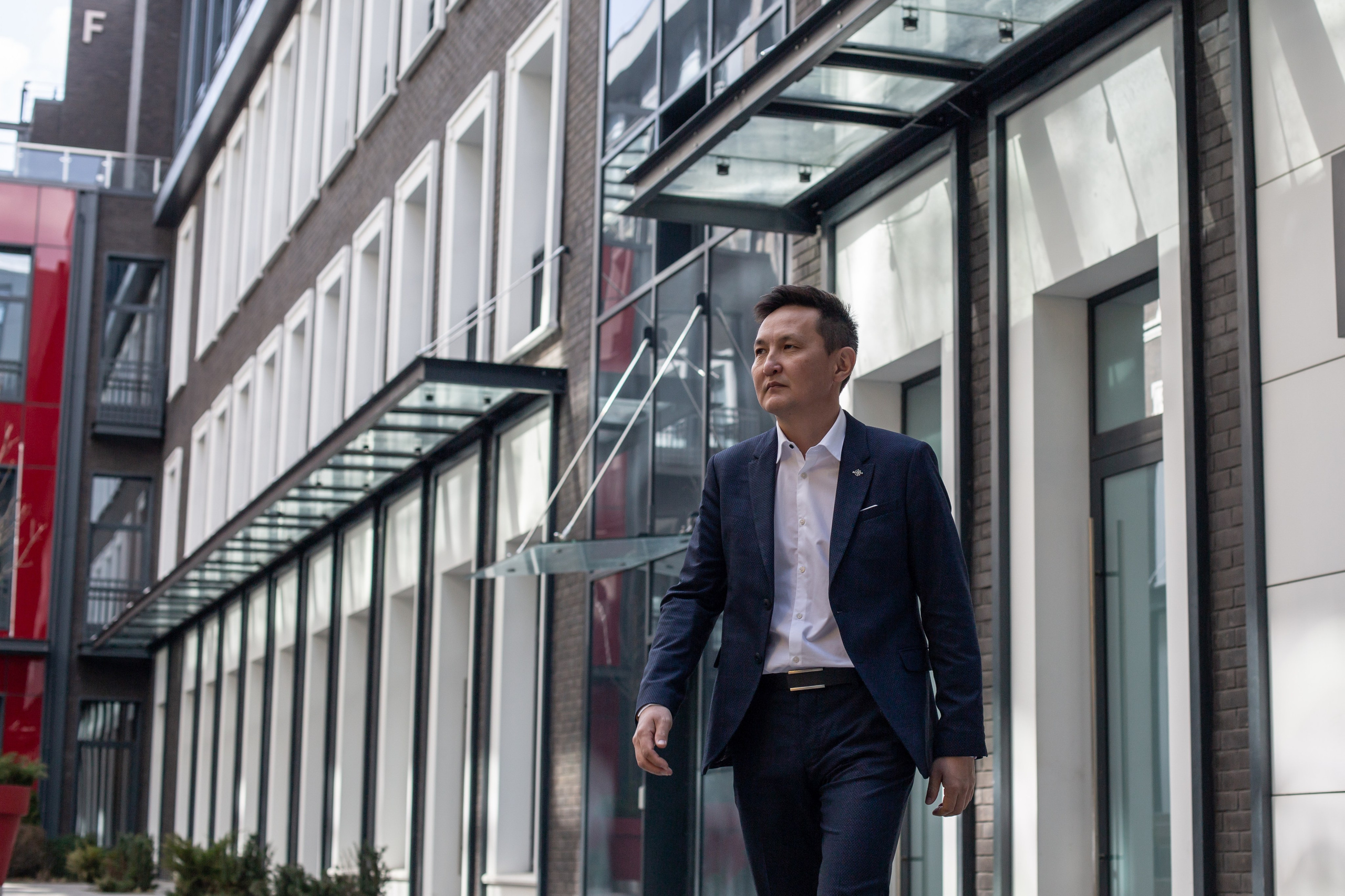 АРСЕН ТОМСКИЙ ОСНОВАТЕЛЬ INDRIVER. Фотостудия рекламной, коммерческой съемки в Улан-Удэ