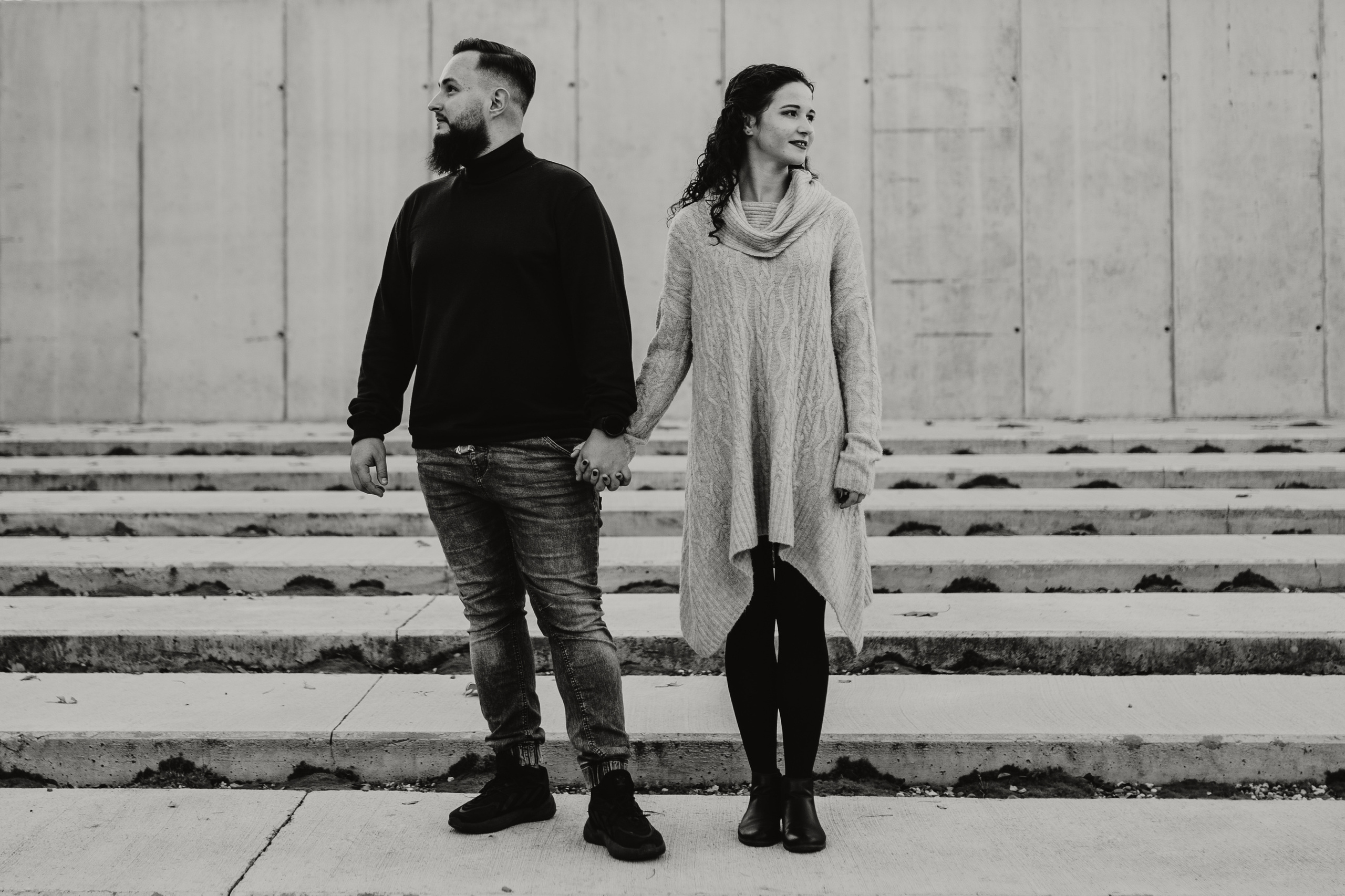 „Nawet najdalszą podróż zaczyna się od pierwszego kroku.” – Magda&Karol. Karkowskafoto - fotografia miłości