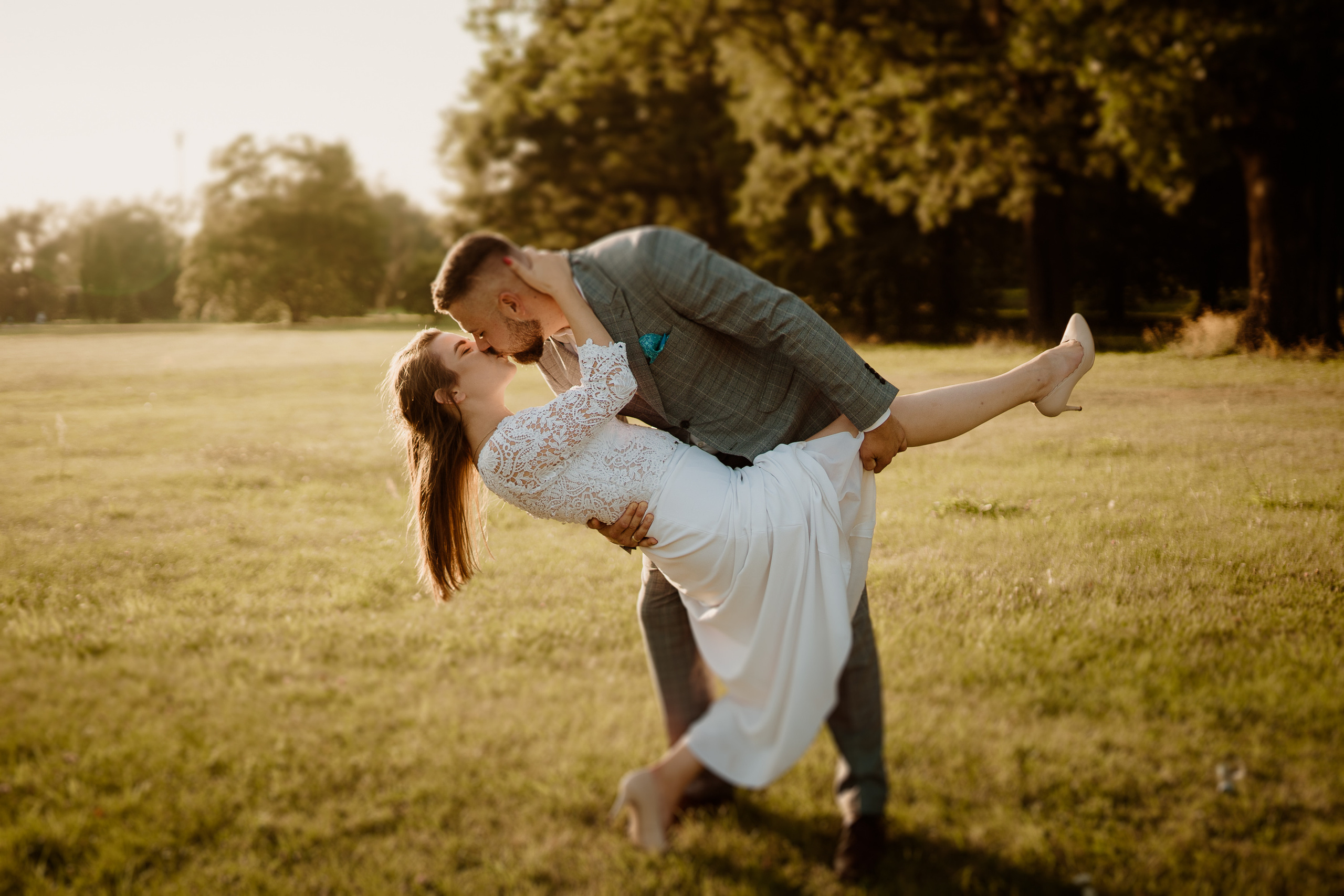 Plener ślubny Darii i Sebastiana. Karkowskafoto - fotografia miłości