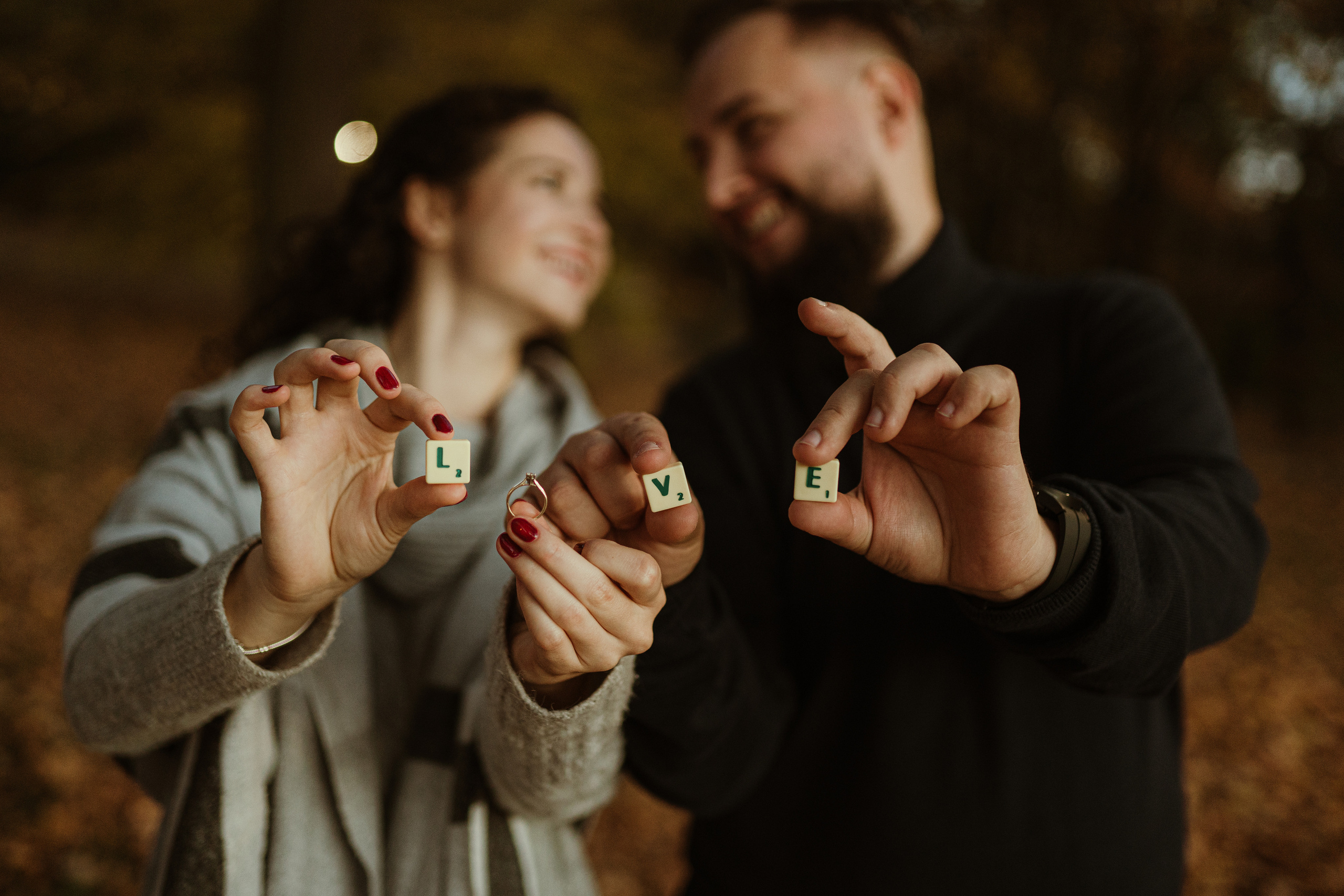 „Nawet najdalszą podróż zaczyna się od pierwszego kroku.” – Magda&Karol. Karkowskafoto - fotografia miłości