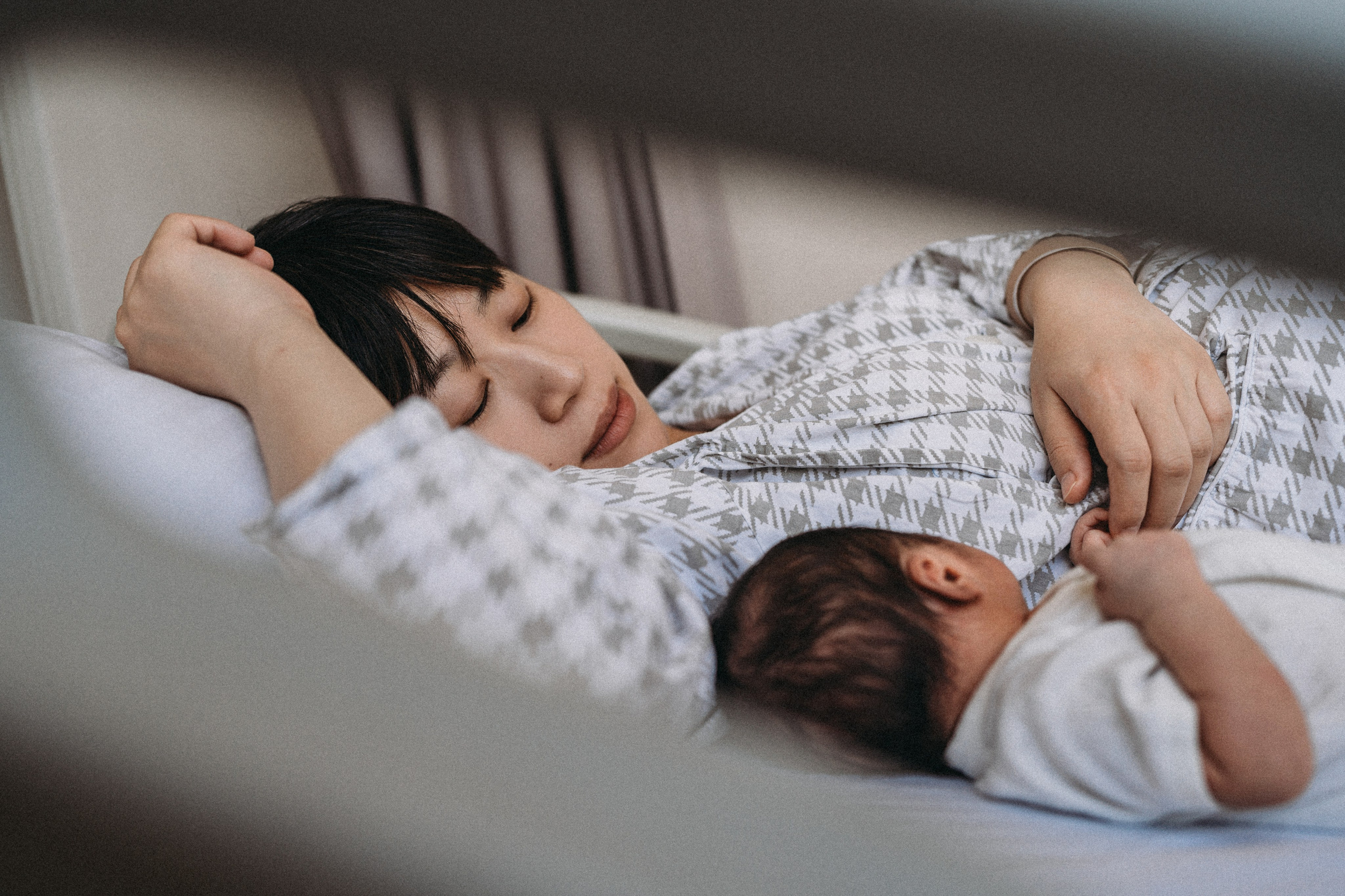 Fresh 48 & 新生儿. Family Photographer Angie in Shanghai