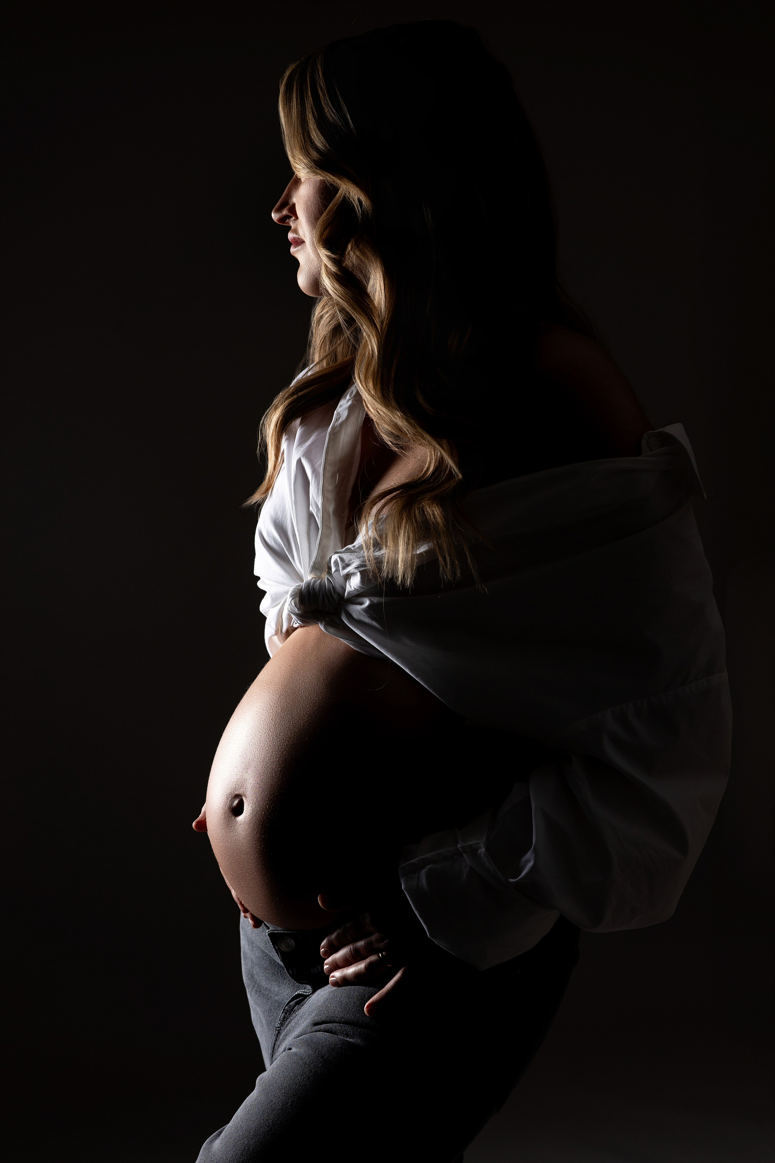 Babybauch. Neugeborene- Schwangerschaft- und Kinder Fotografin in Lehre