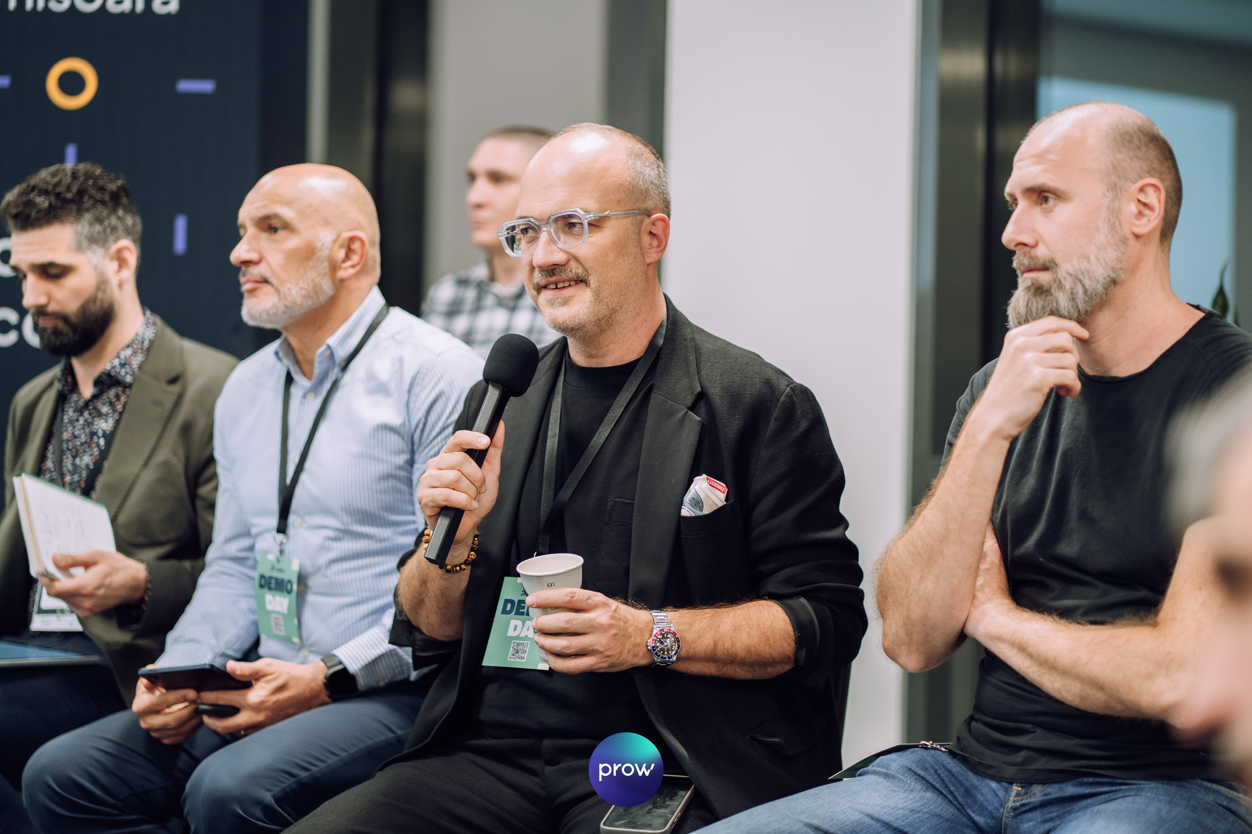 InVest DemoDay @ Cowork. Cozac Cristian Photographer
