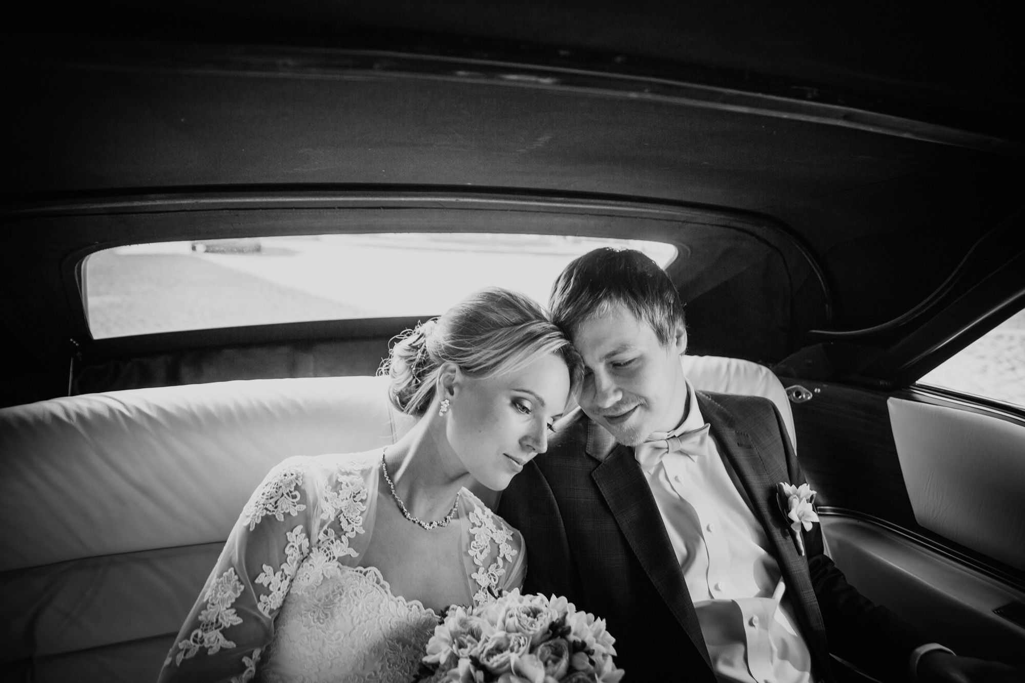 Wedding photos. Wedding and portrait photographer in Poland Vitali Frozen