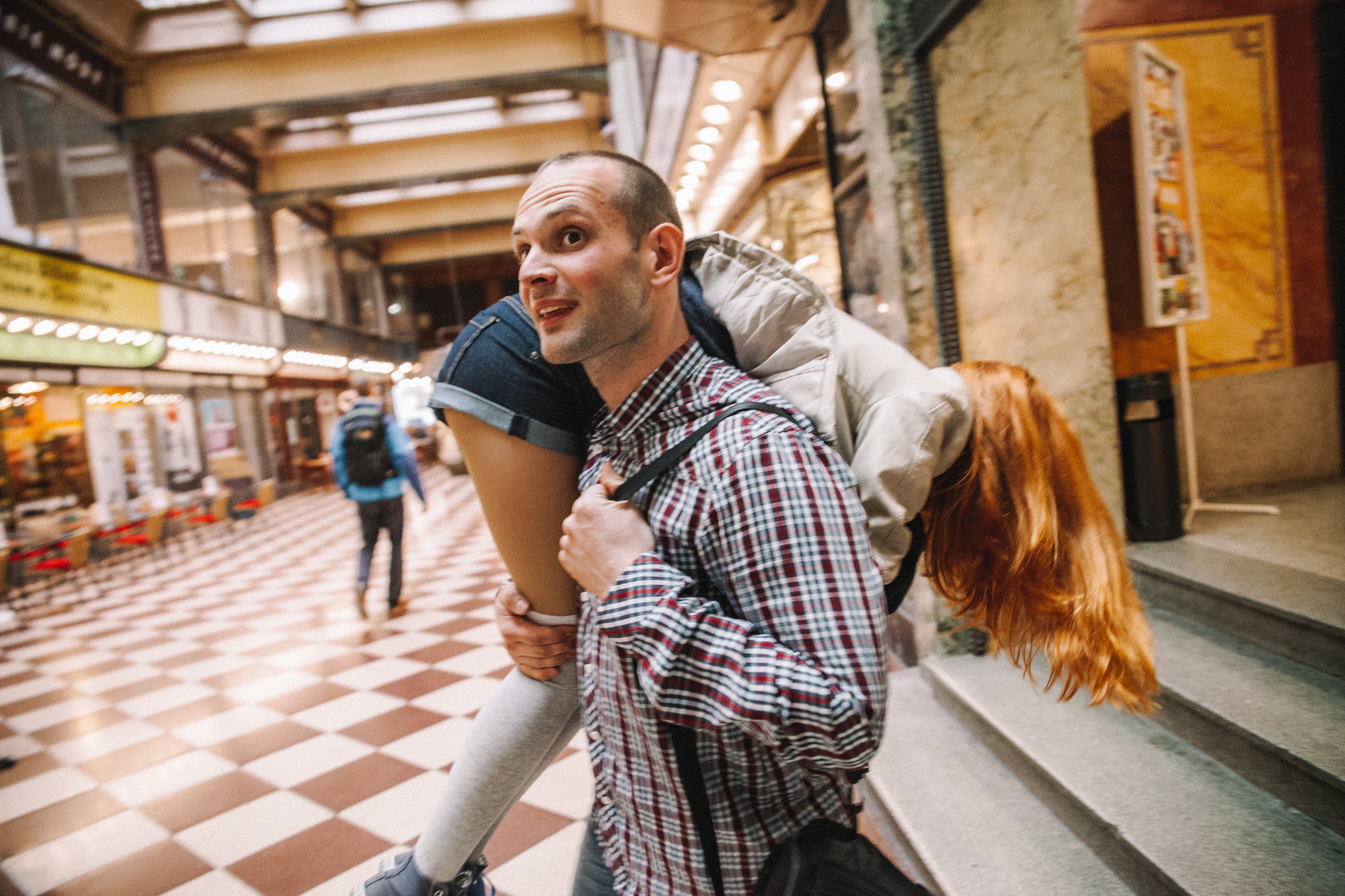 Love Story в Праге. Wedding and portrait photographer in Poland Vitali Frozen