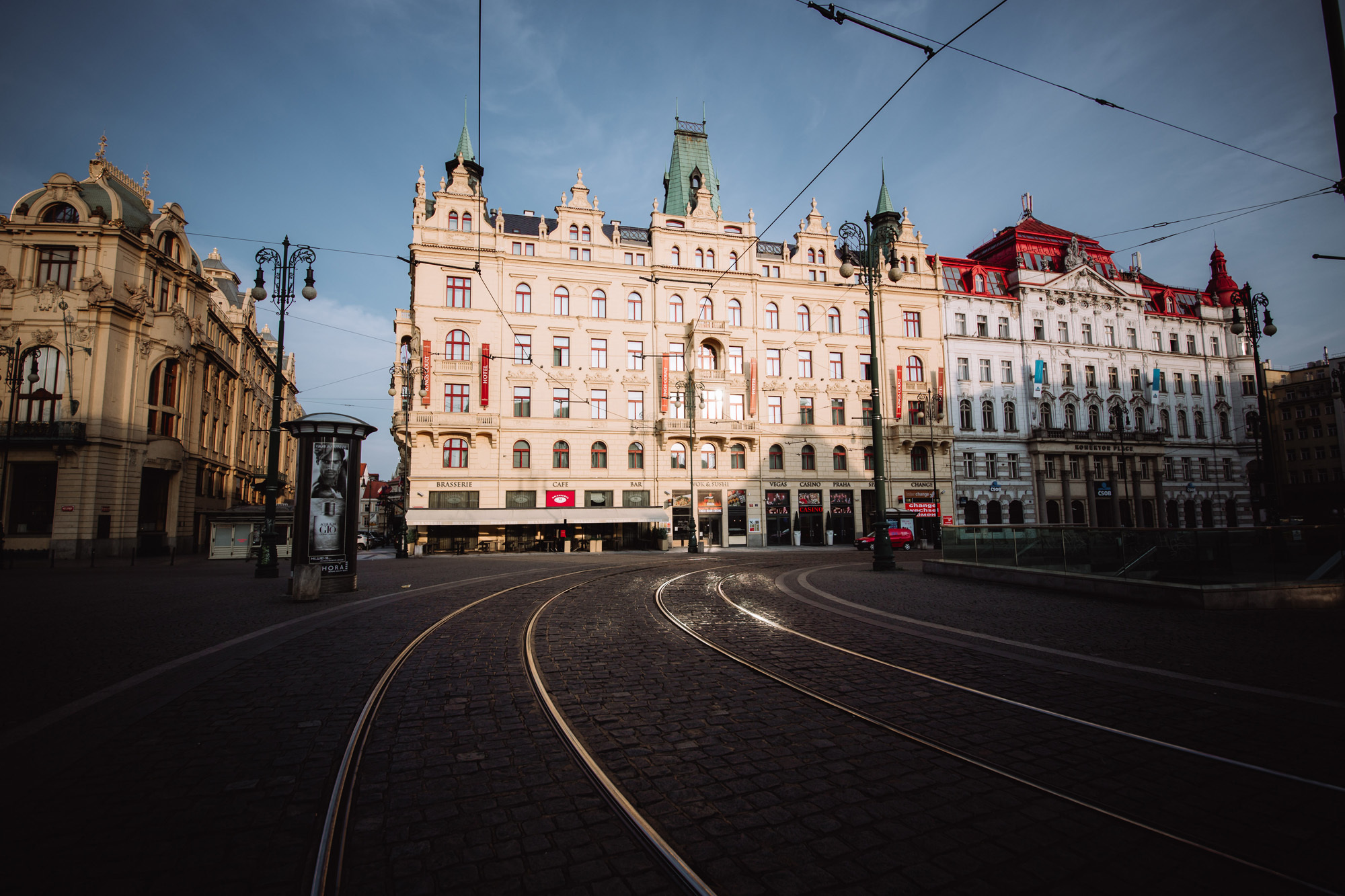 Love Story в Праге. Wedding and portrait photographer in Poland Vitali Frozen