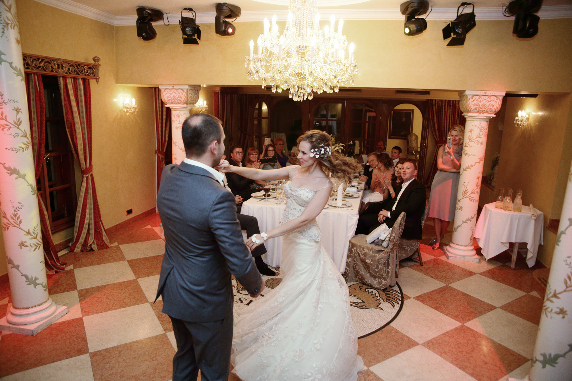 Romantic wedding in Prague. Wedding and portrait photographer in Poland Vitali Frozen