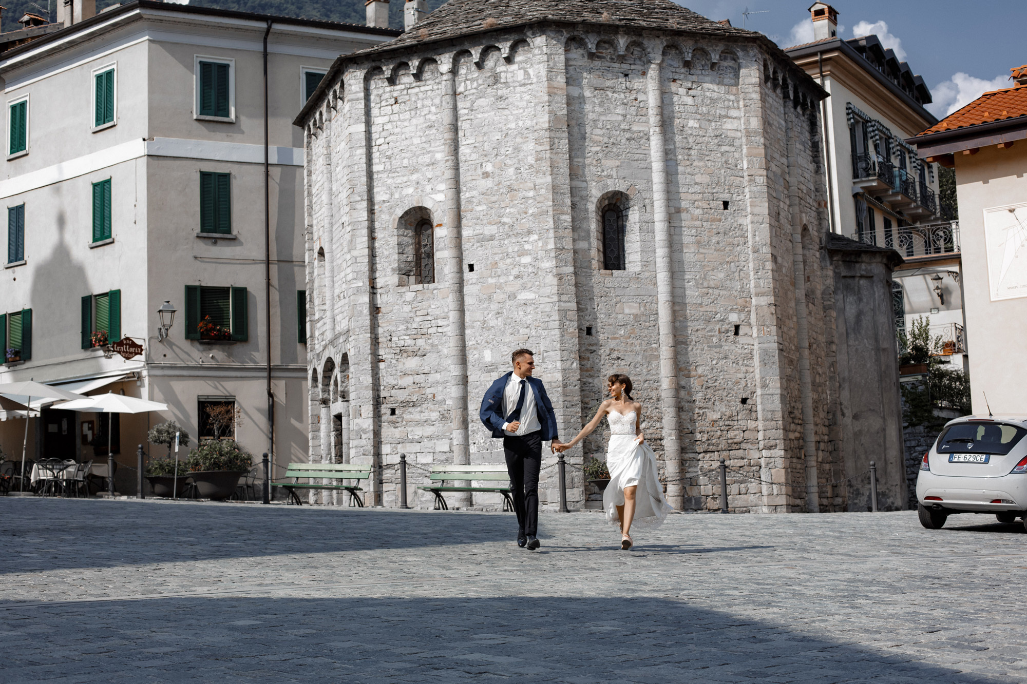 M&O elopement. Wedding and portrait photographer in Poland Vitali Frozen