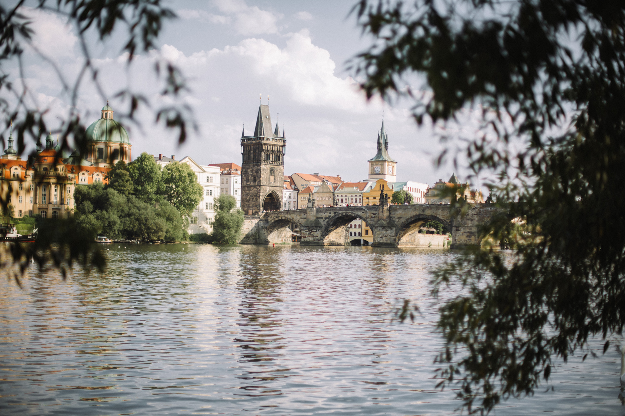 Romantic wedding in Prague. Wedding and portrait photographer in Poland Vitali Frozen