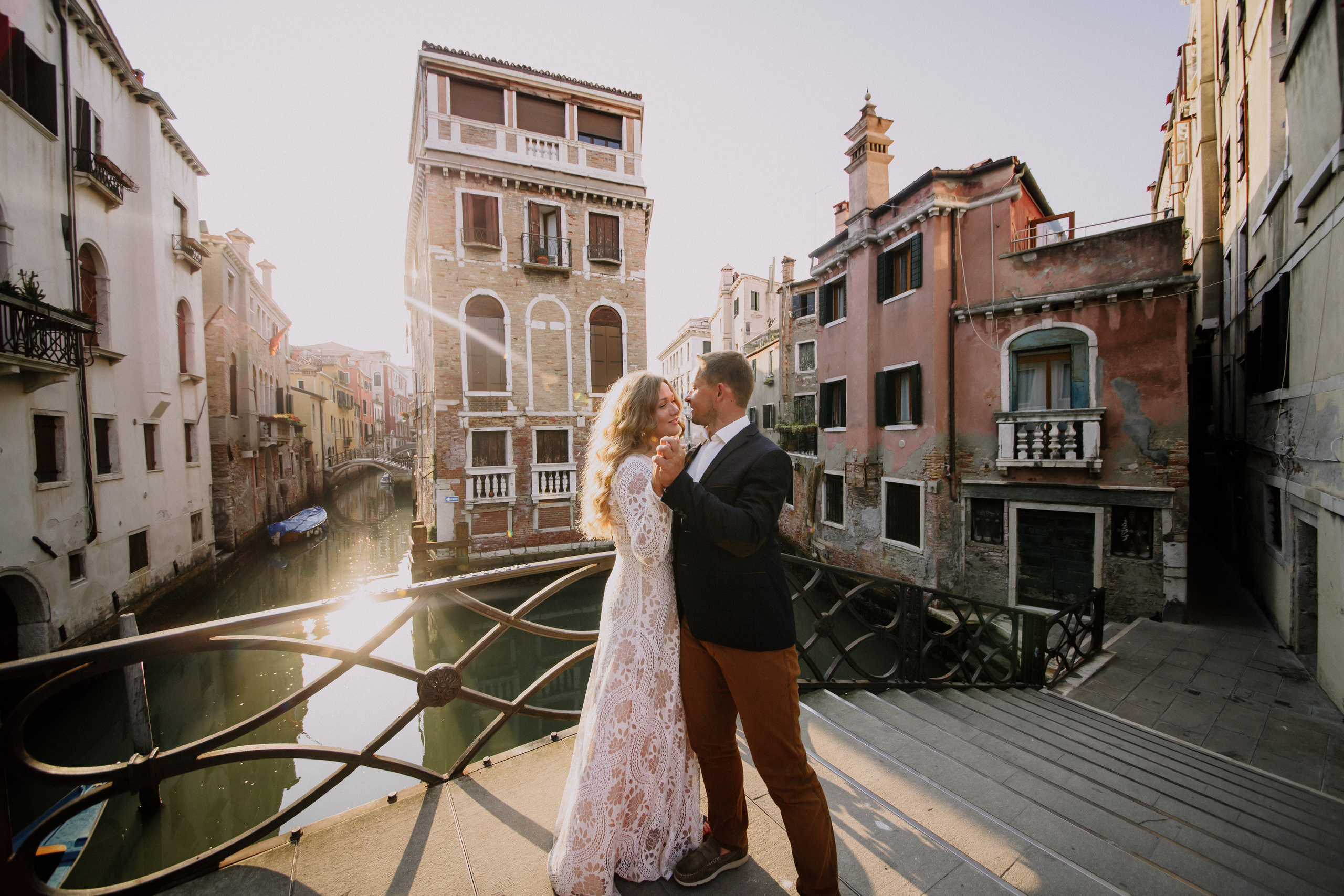 A&L elopement. Wedding and portrait photographer in Poland Vitali Frozen