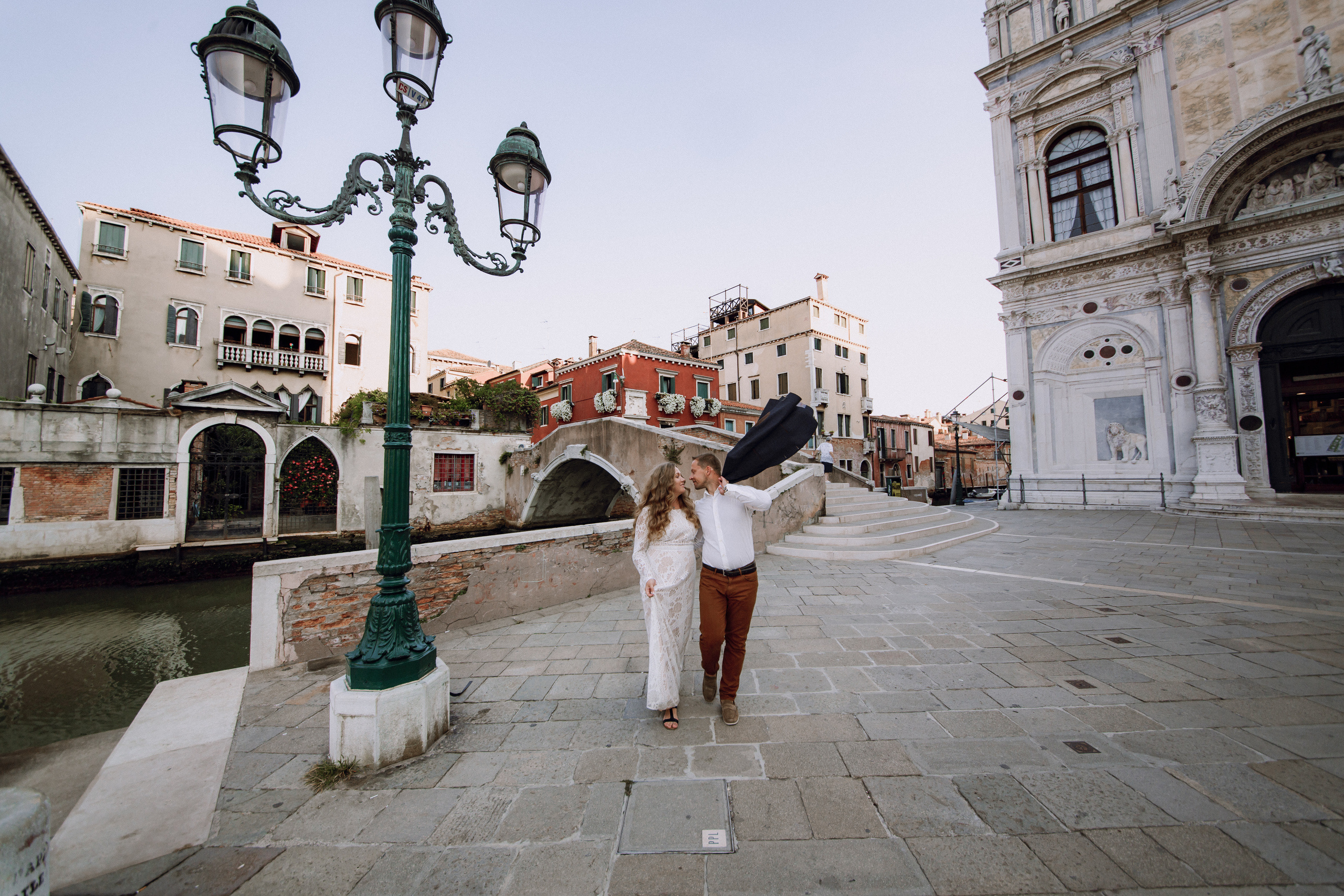 A&L elopement. Wedding and portrait photographer in Poland Vitali Frozen