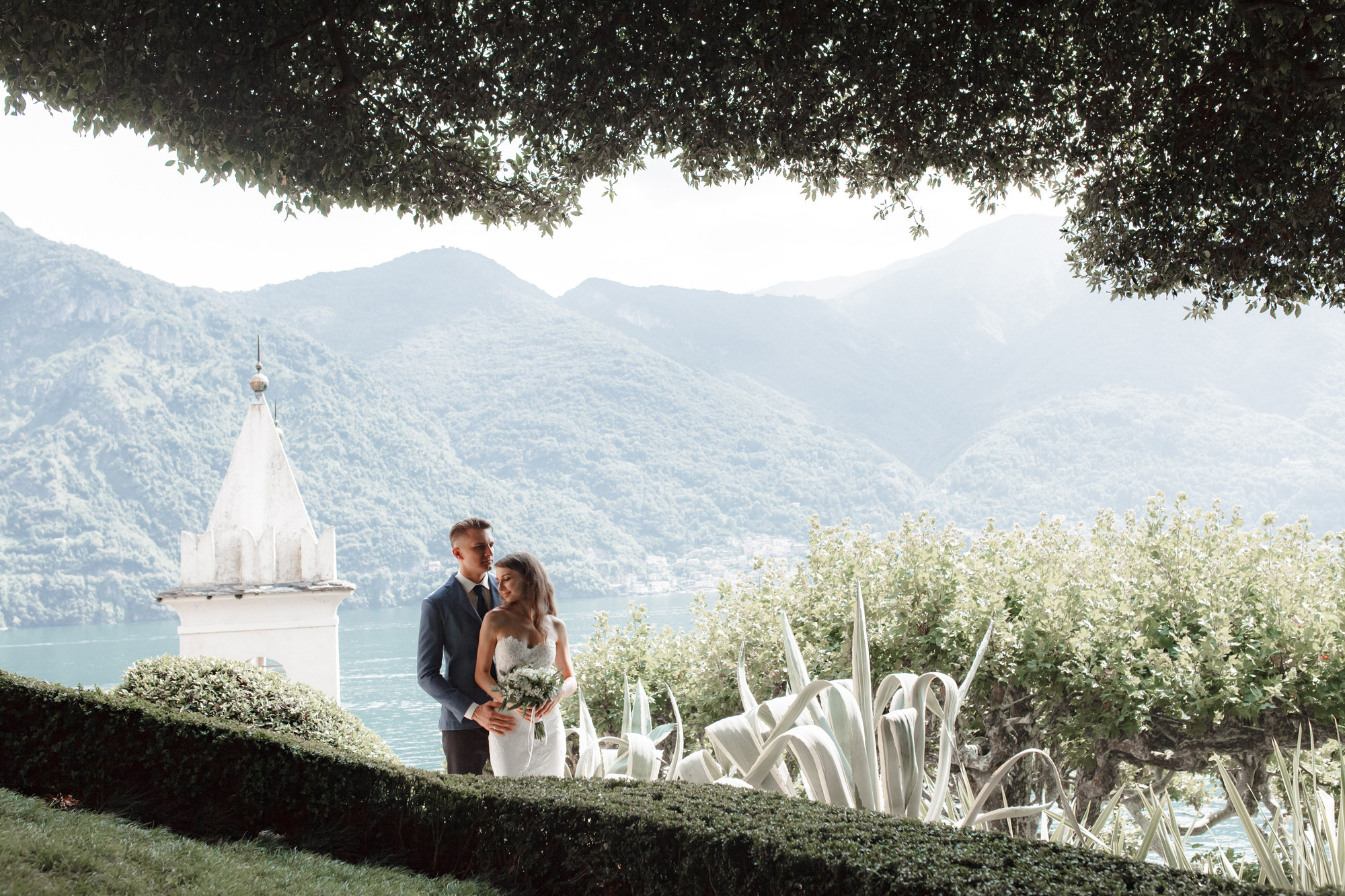 M&O elopement. Wedding and portrait photographer in Poland Vitali Frozen