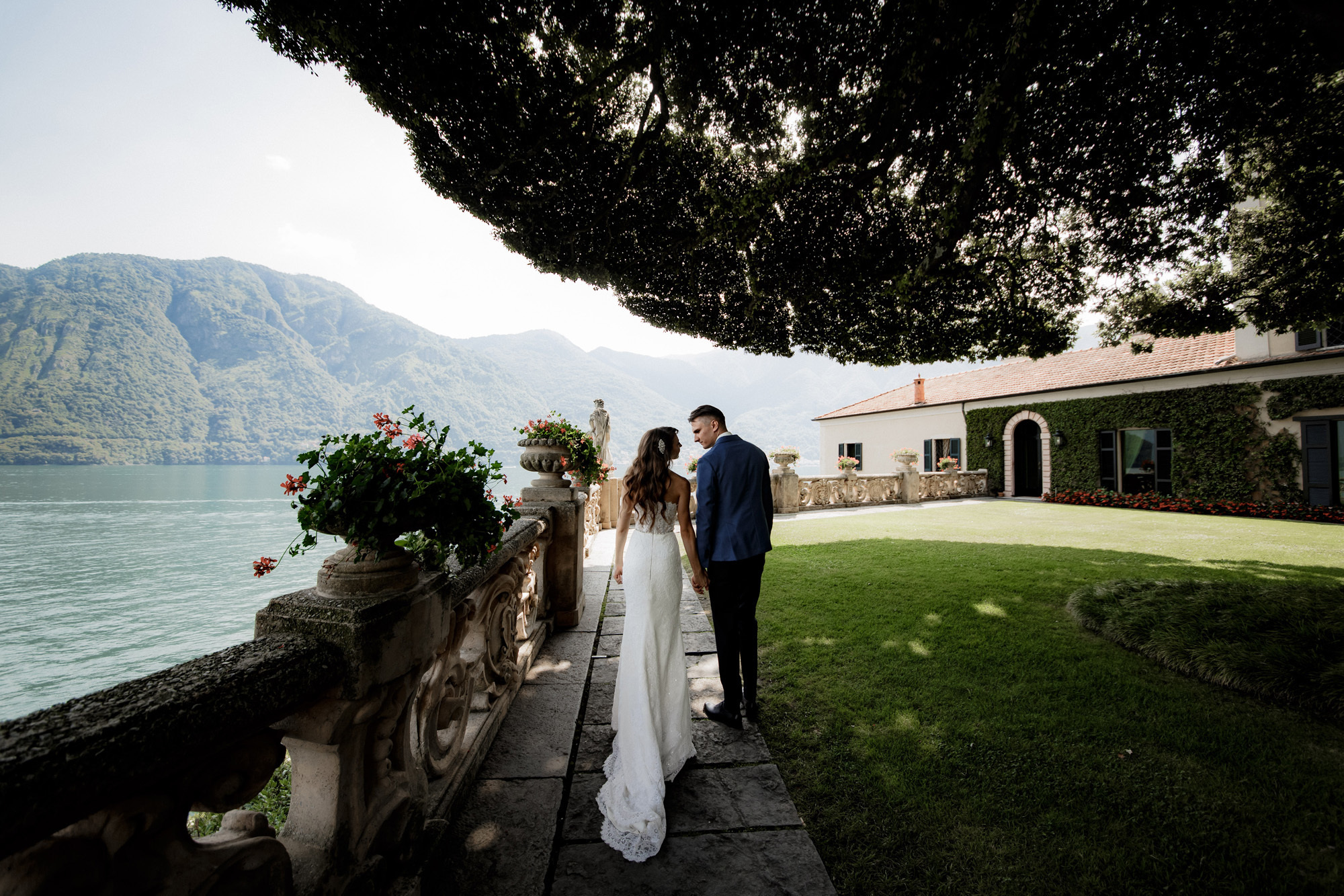 M&O elopement. Wedding and portrait photographer in Poland Vitali Frozen