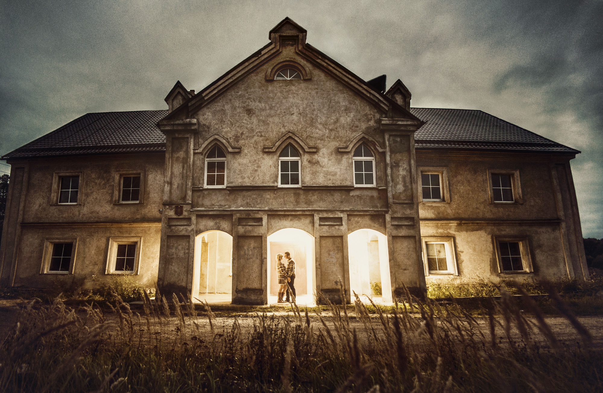 Wedding photos. Wedding and portrait photographer in Poland Vitali Frozen