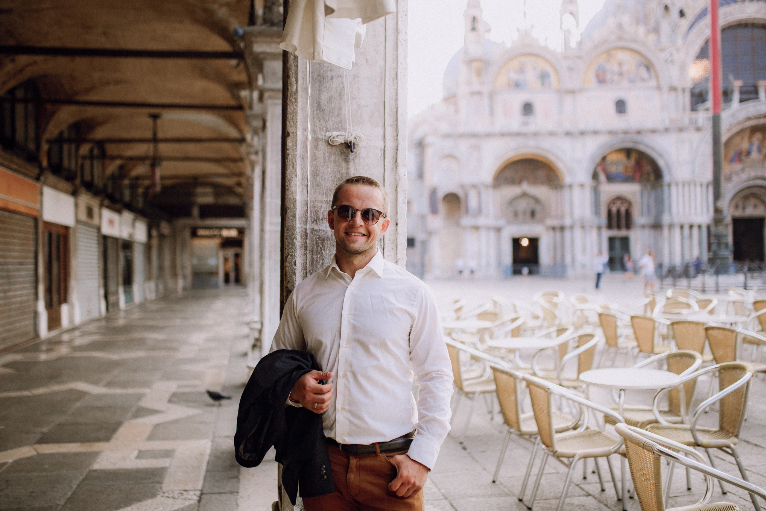 A&L elopement. Wedding and portrait photographer in Poland Vitali Frozen
