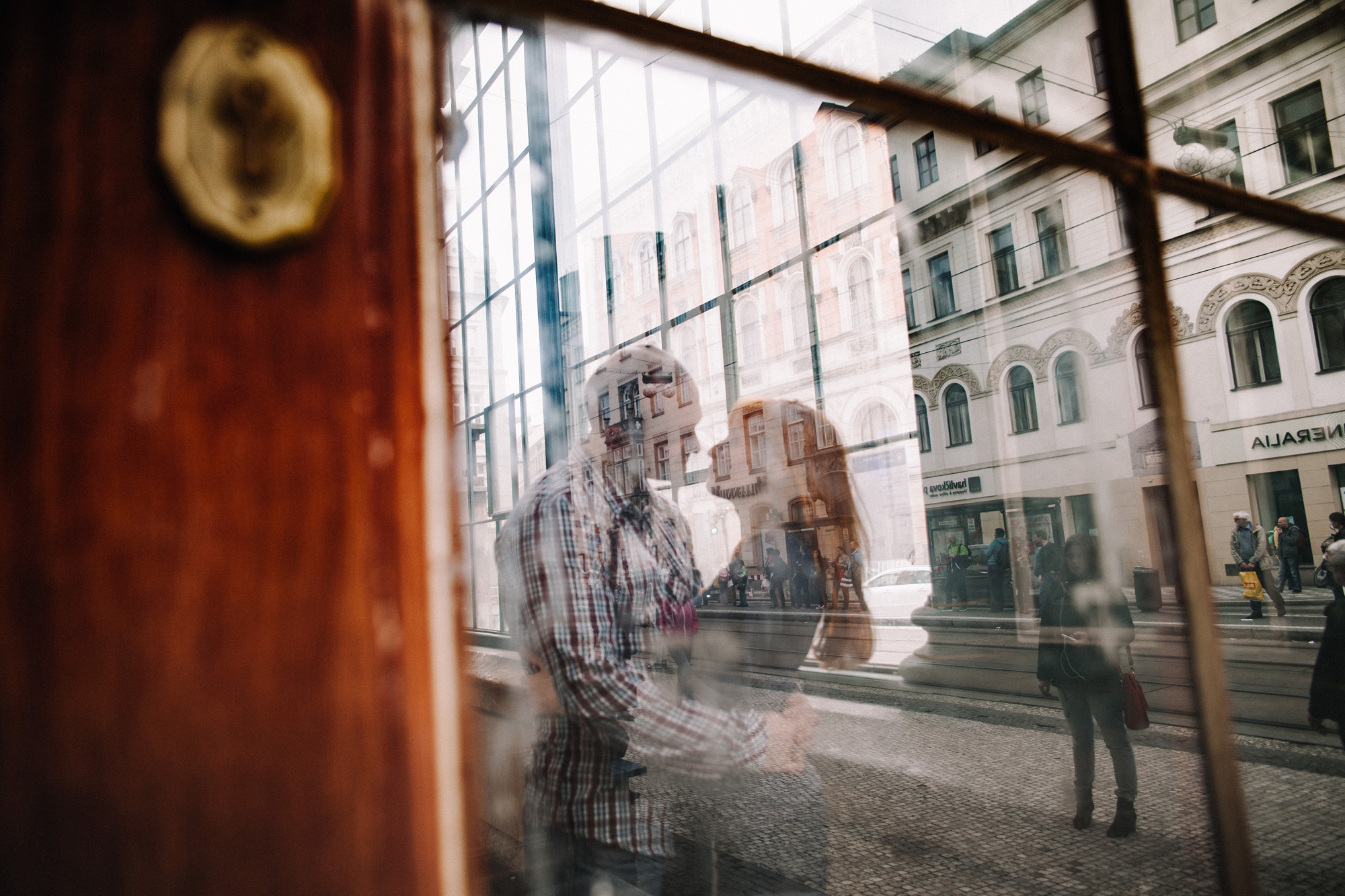 Love Story в Праге. Wedding and portrait photographer in Poland Vitali Frozen