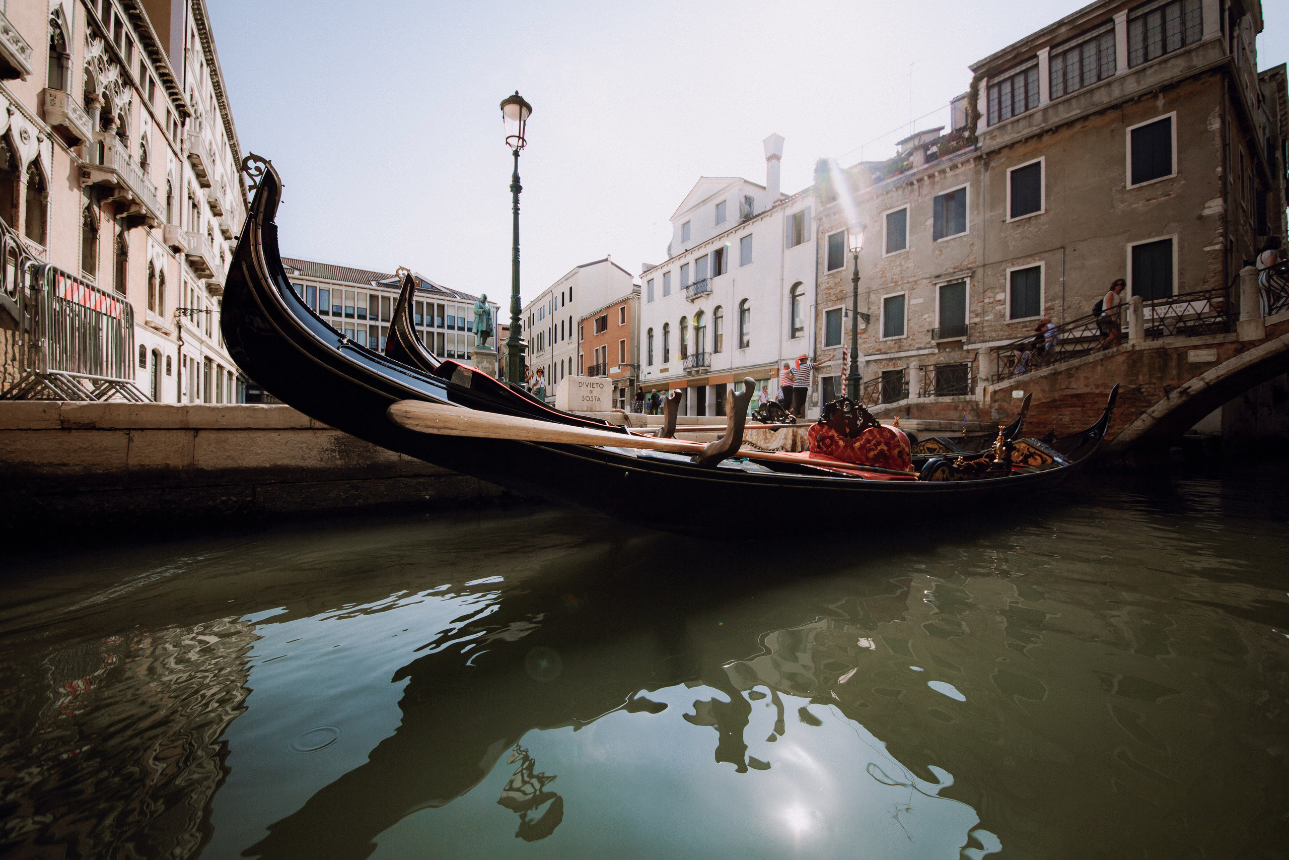 A&L elopement. Wedding and portrait photographer in Poland Vitali Frozen
