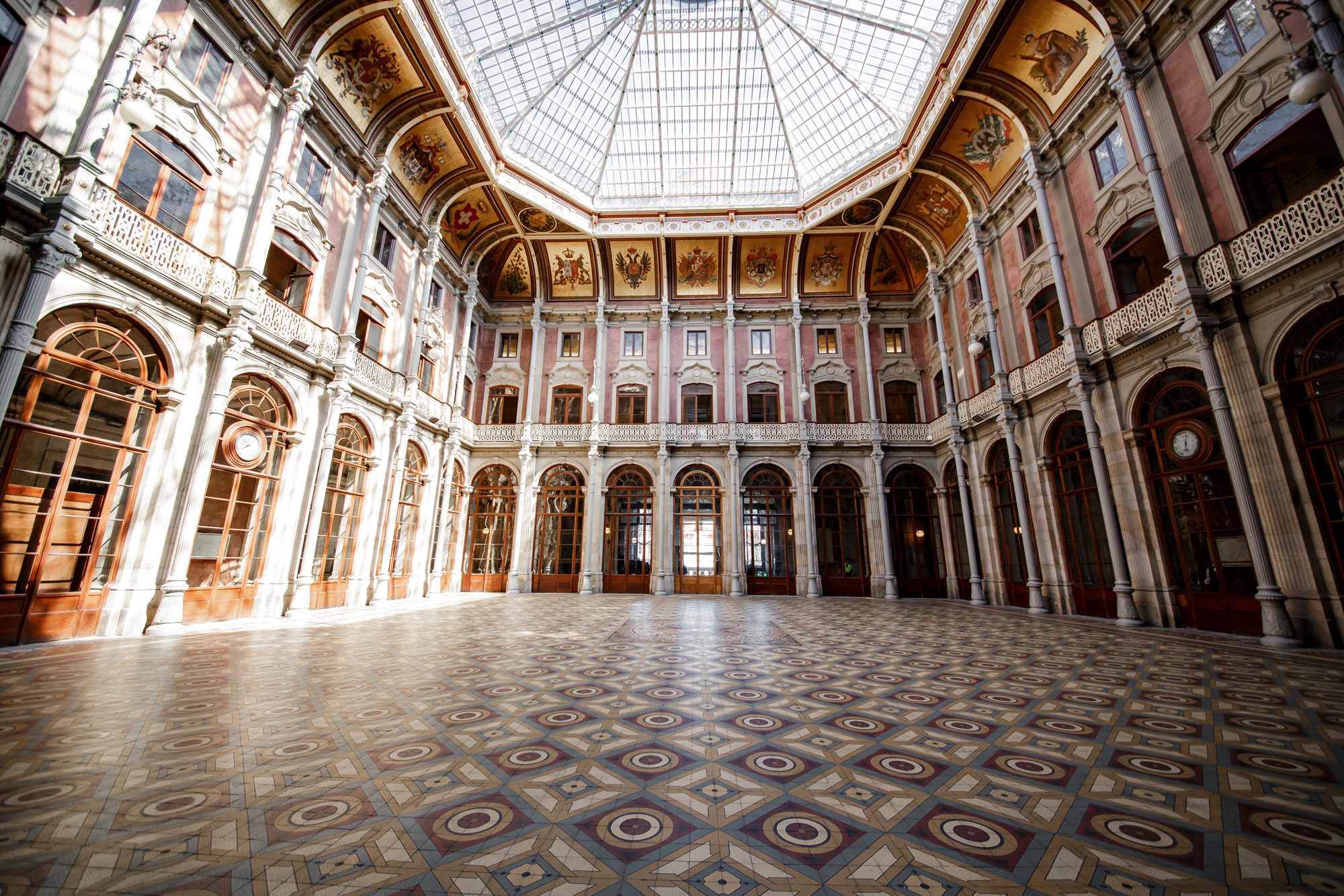 S&V wedding. Wedding and portrait photographer in Poland Vitali Frozen