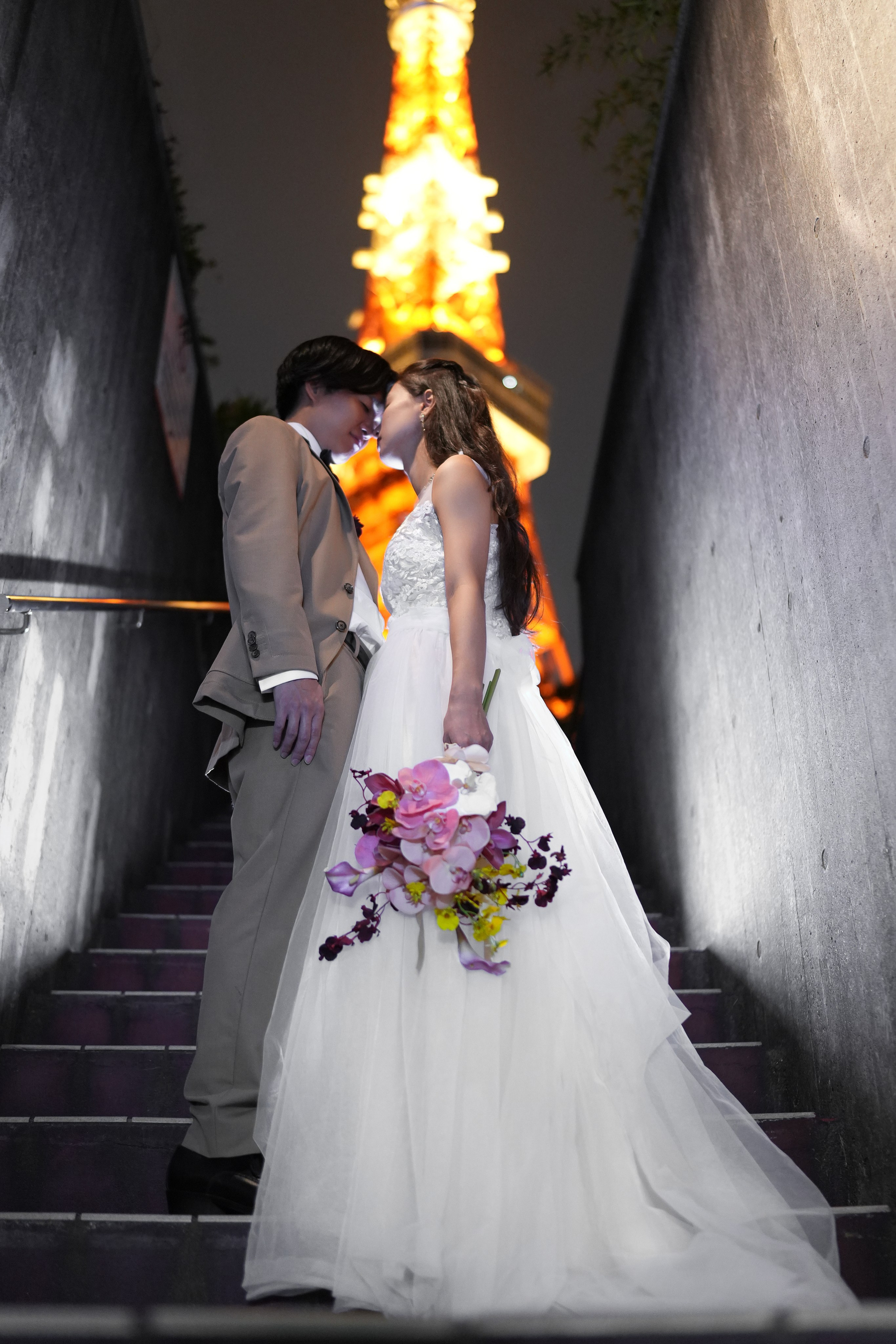 Вечерняя свадебная съёмка в Токио. Фотограф в Токио Япония