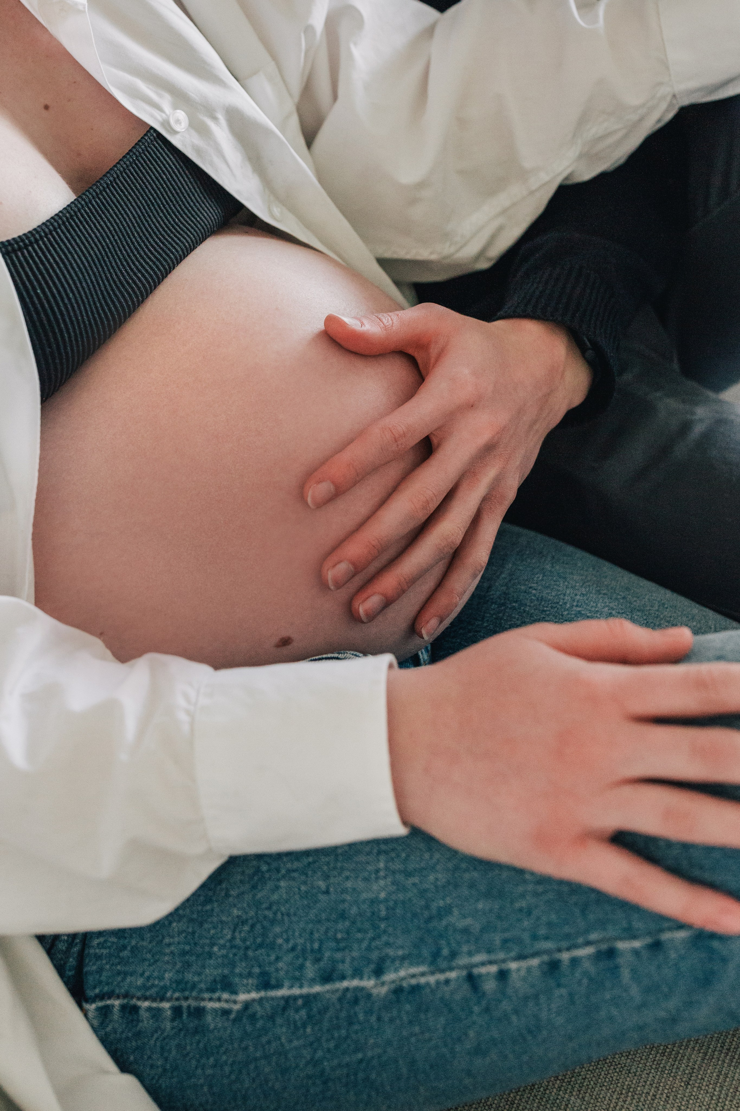 Pregnancy photoshooting in France. Фотограф, Руан, Франция