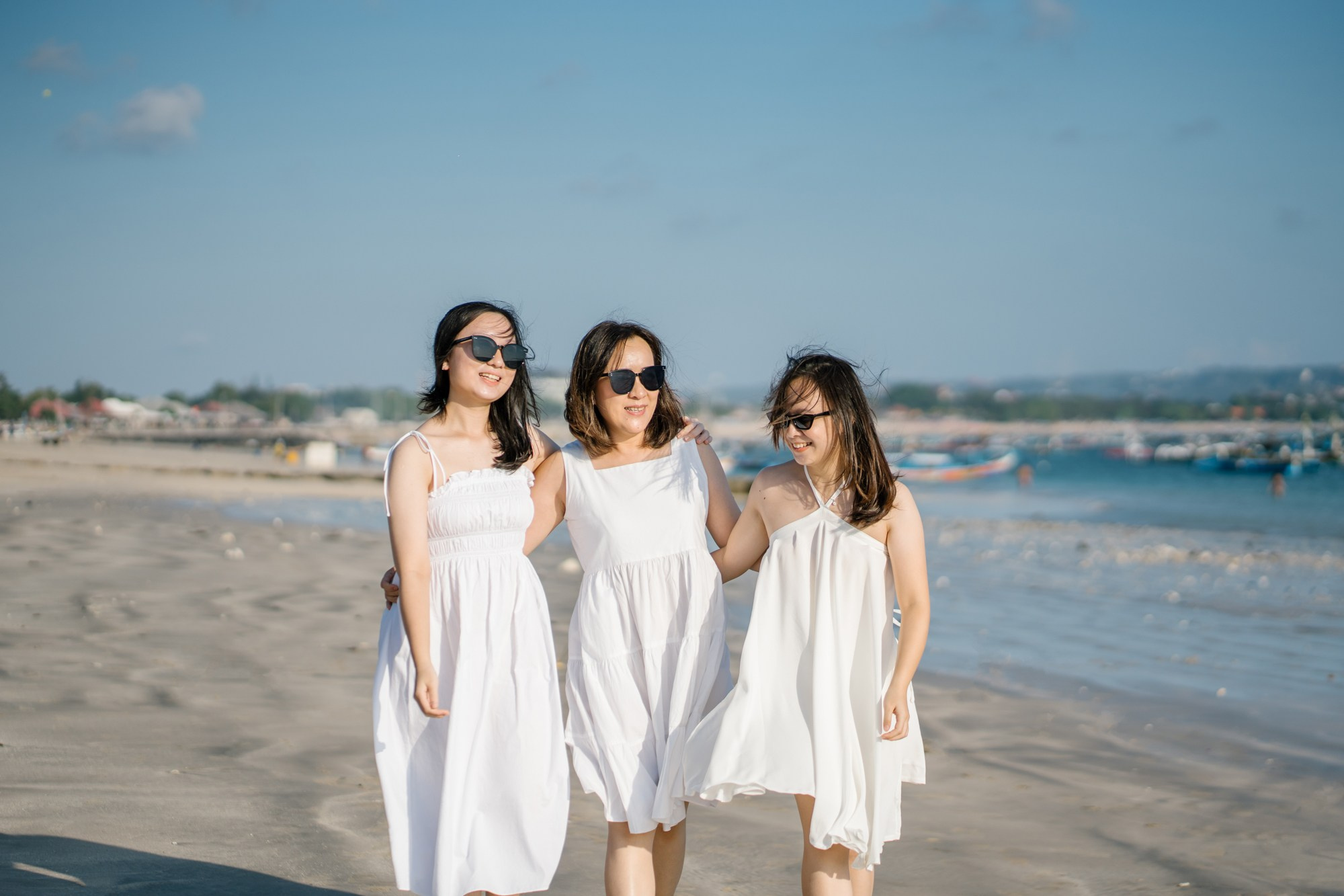 Family Holiday Photoshoot. Female Photographer in Bali