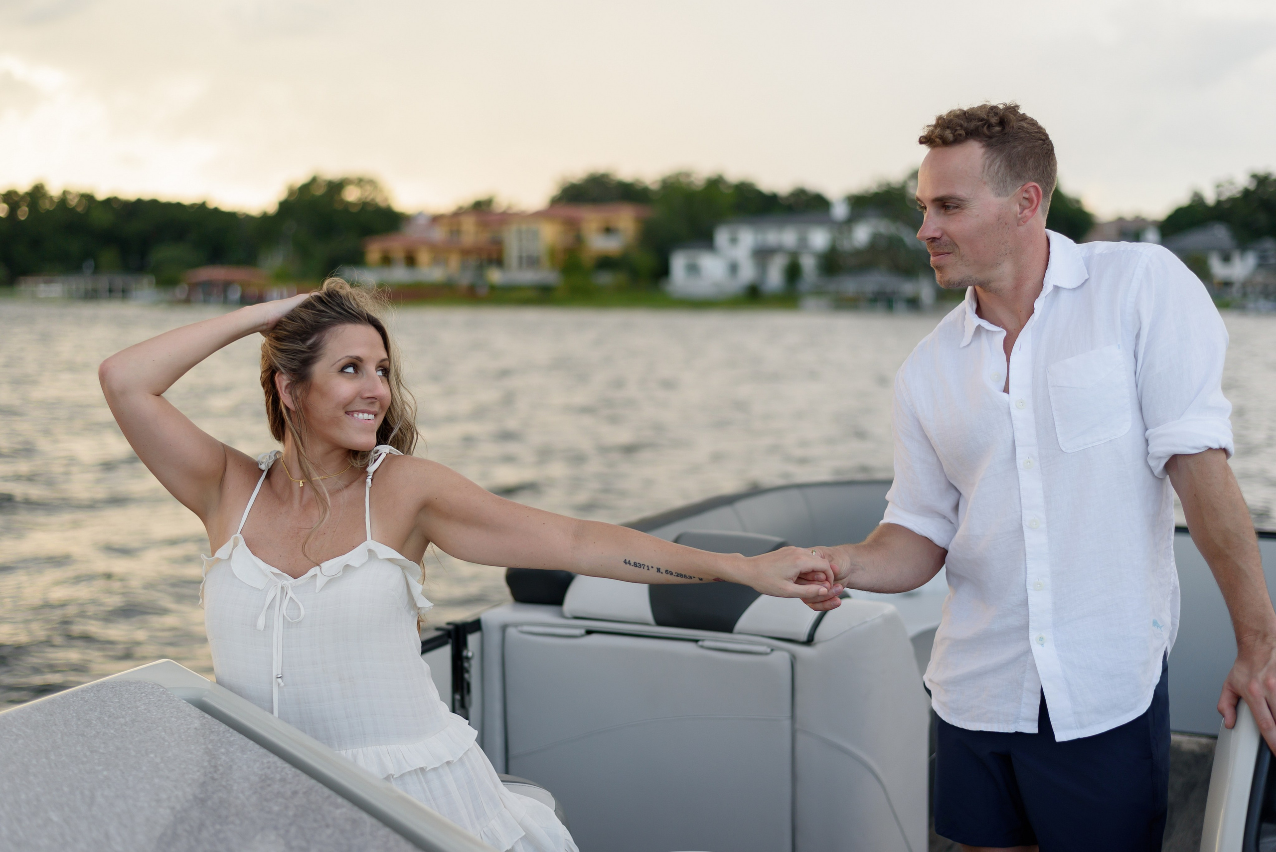 Where Love Meets Golden Light — A Romantic Boat Photoshoot in Florida