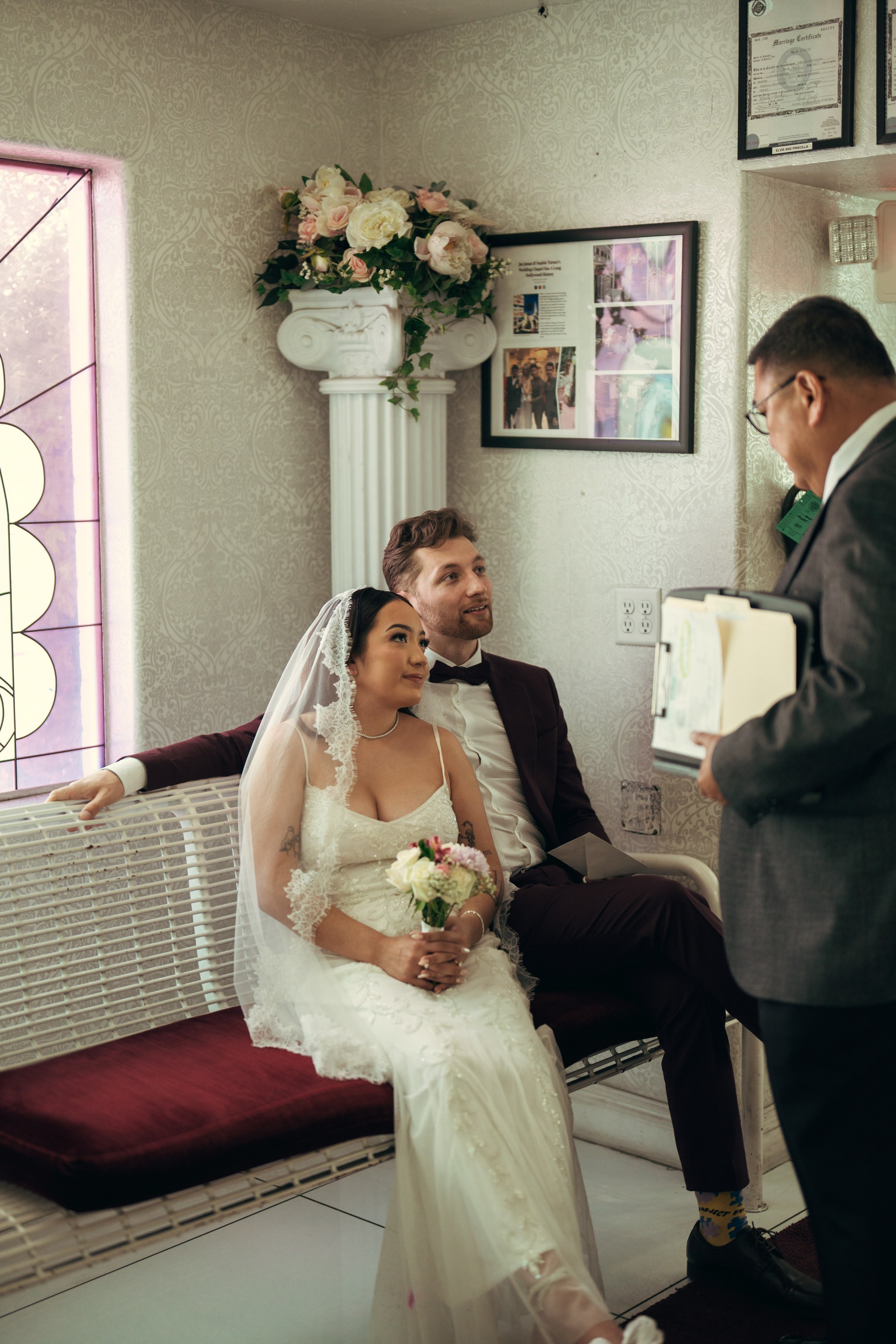 Justin&Sheyla. Wedding & elopement photographer Viktoriya Kravtsov. Las Vegas