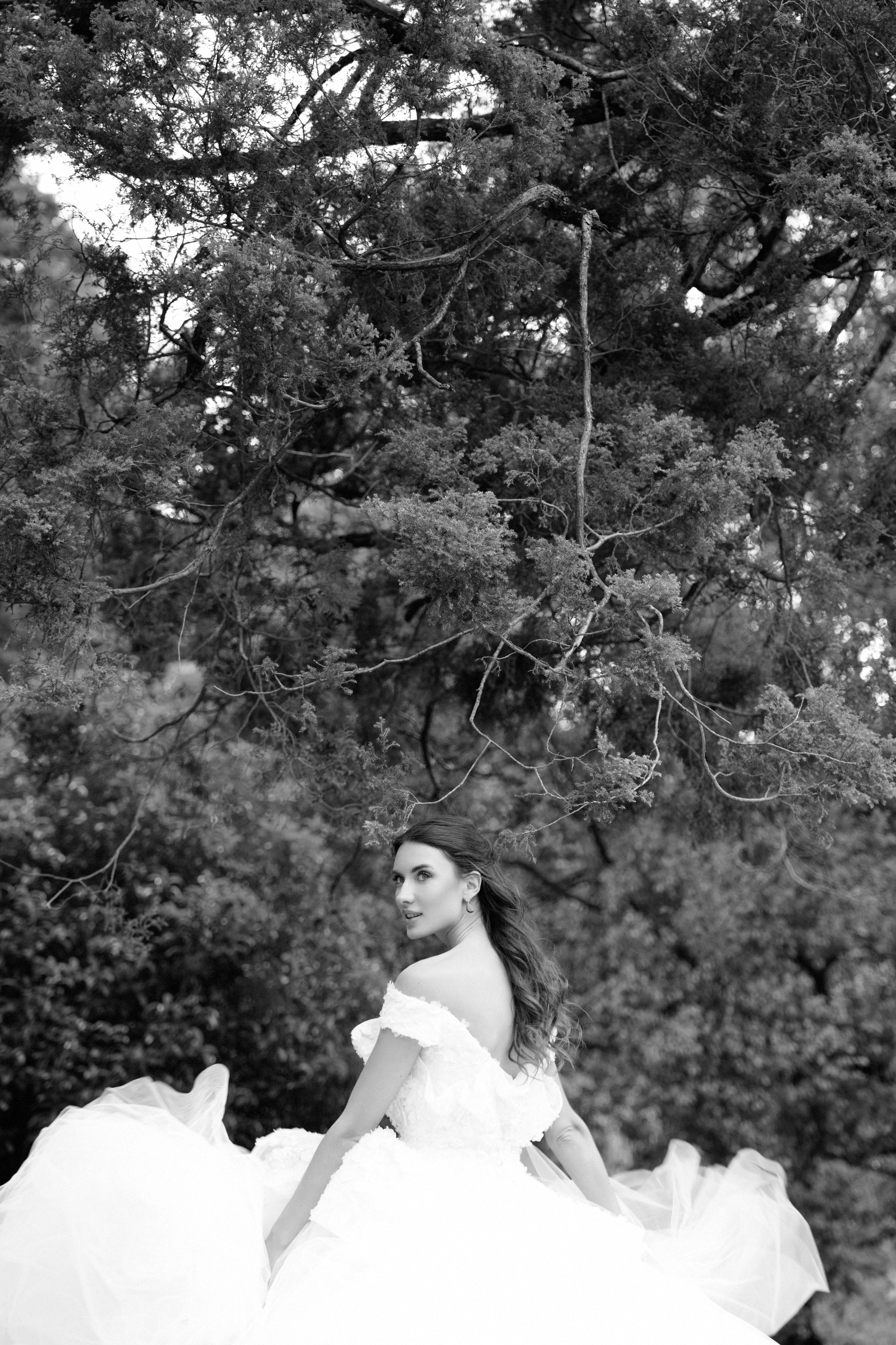 By the Lake Editorial. Ioana Timis